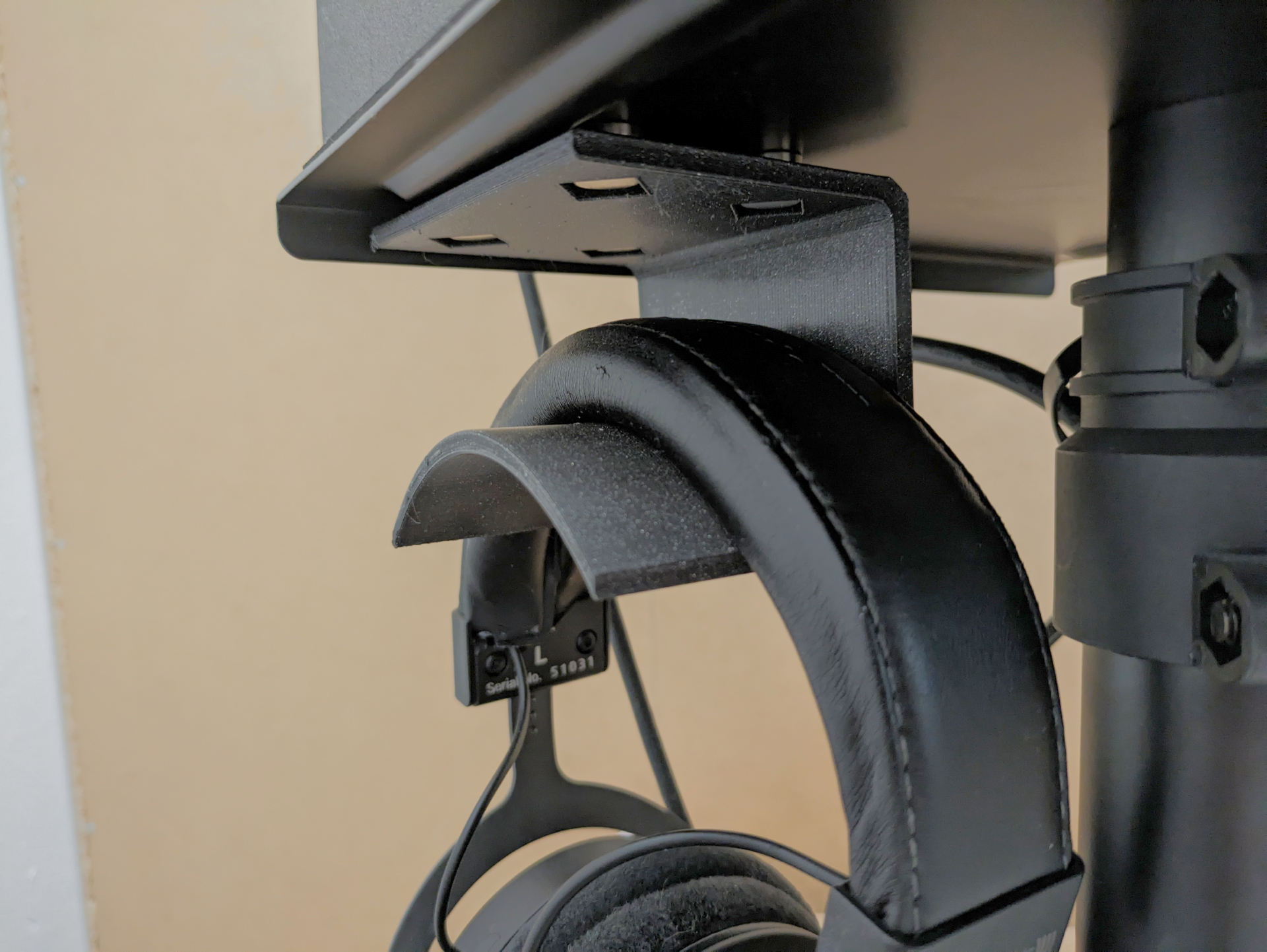 Magnetic Headphone Mount/Hook/Hanger