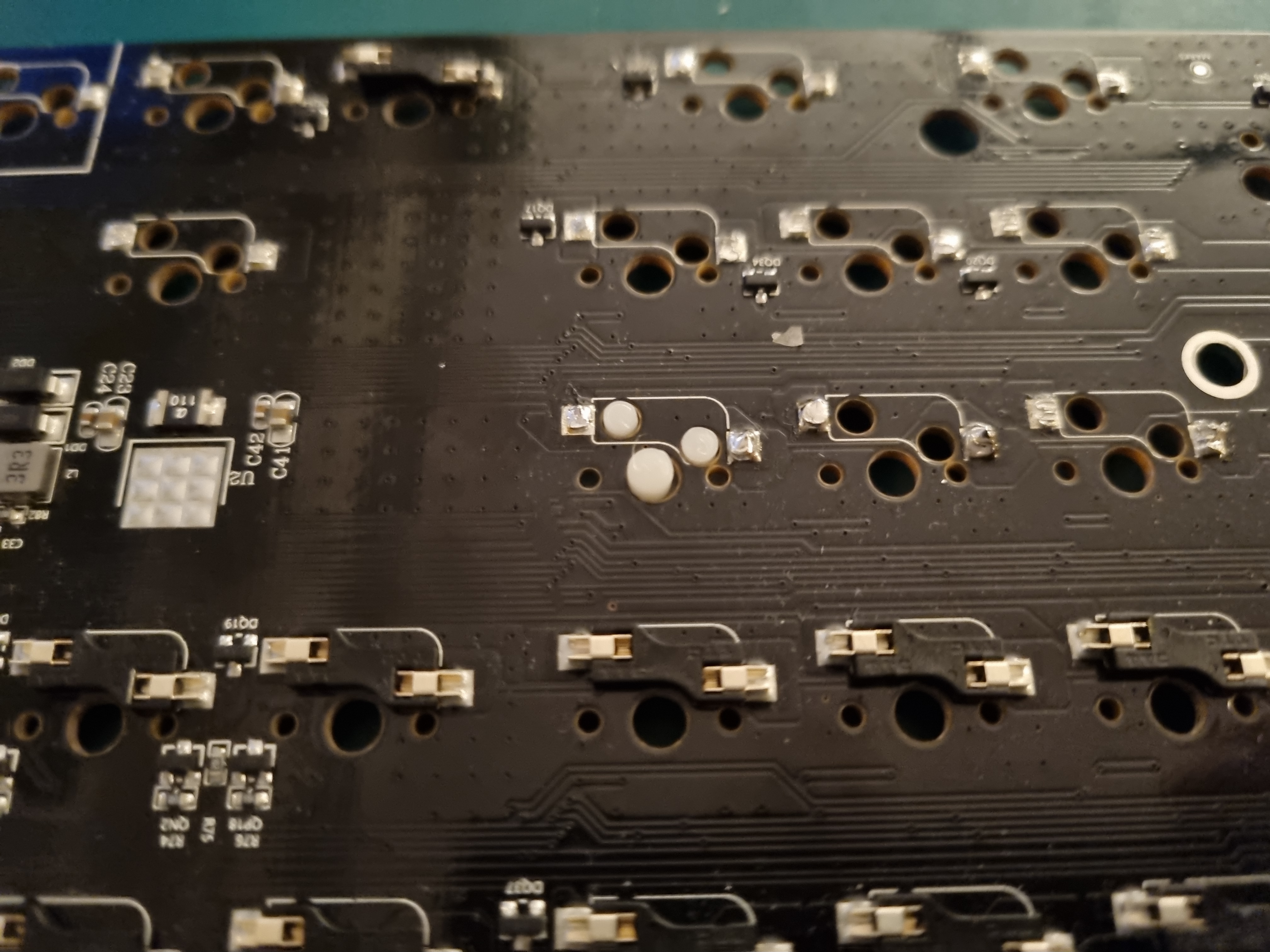 Kalih hot-swap socket desoldering rig by Dmake | Download free STL ...