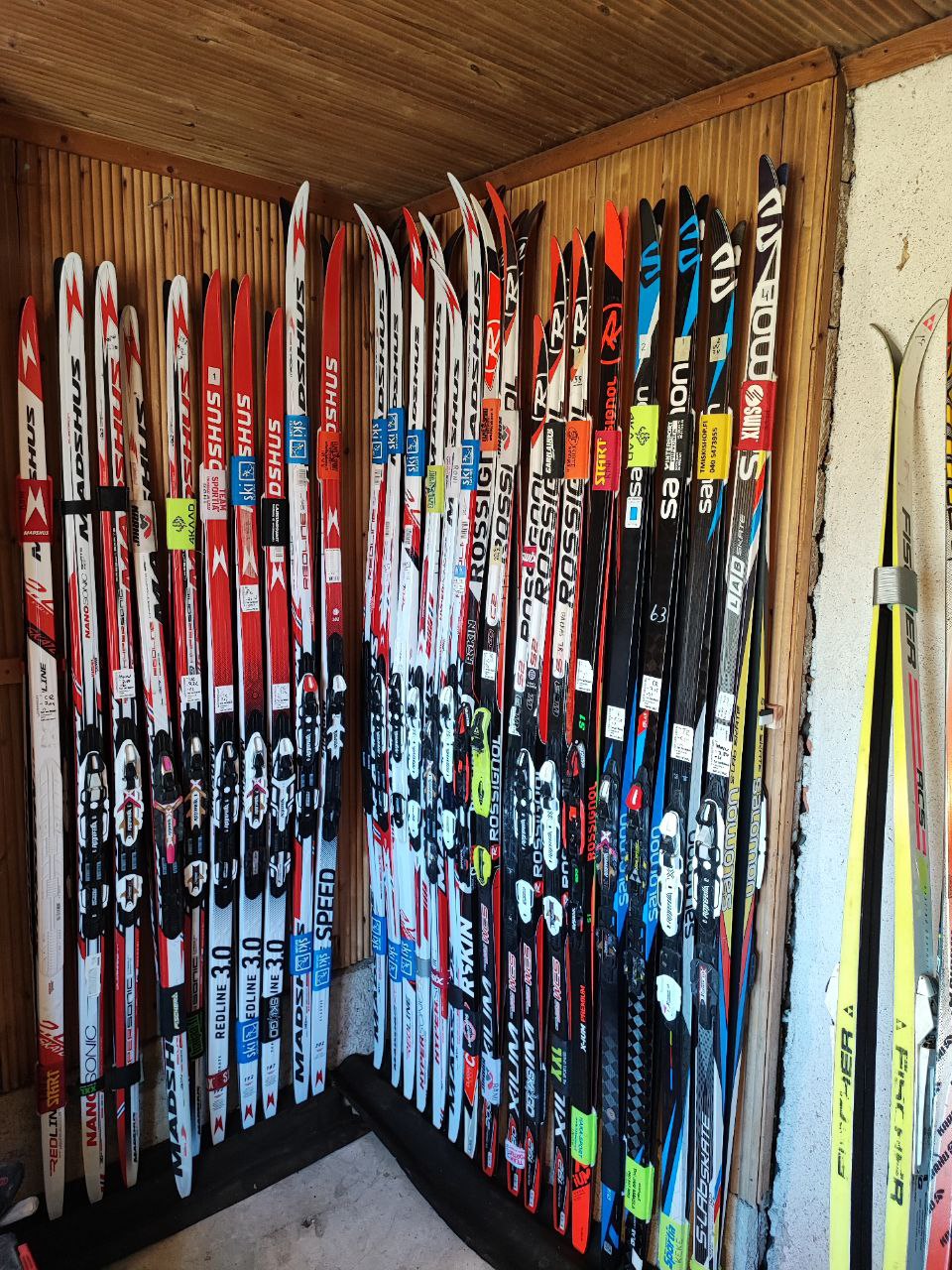 XC Ski wall mount