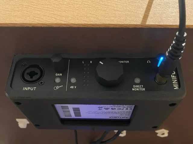 Arturia MiniFuse 1 Desk Mount