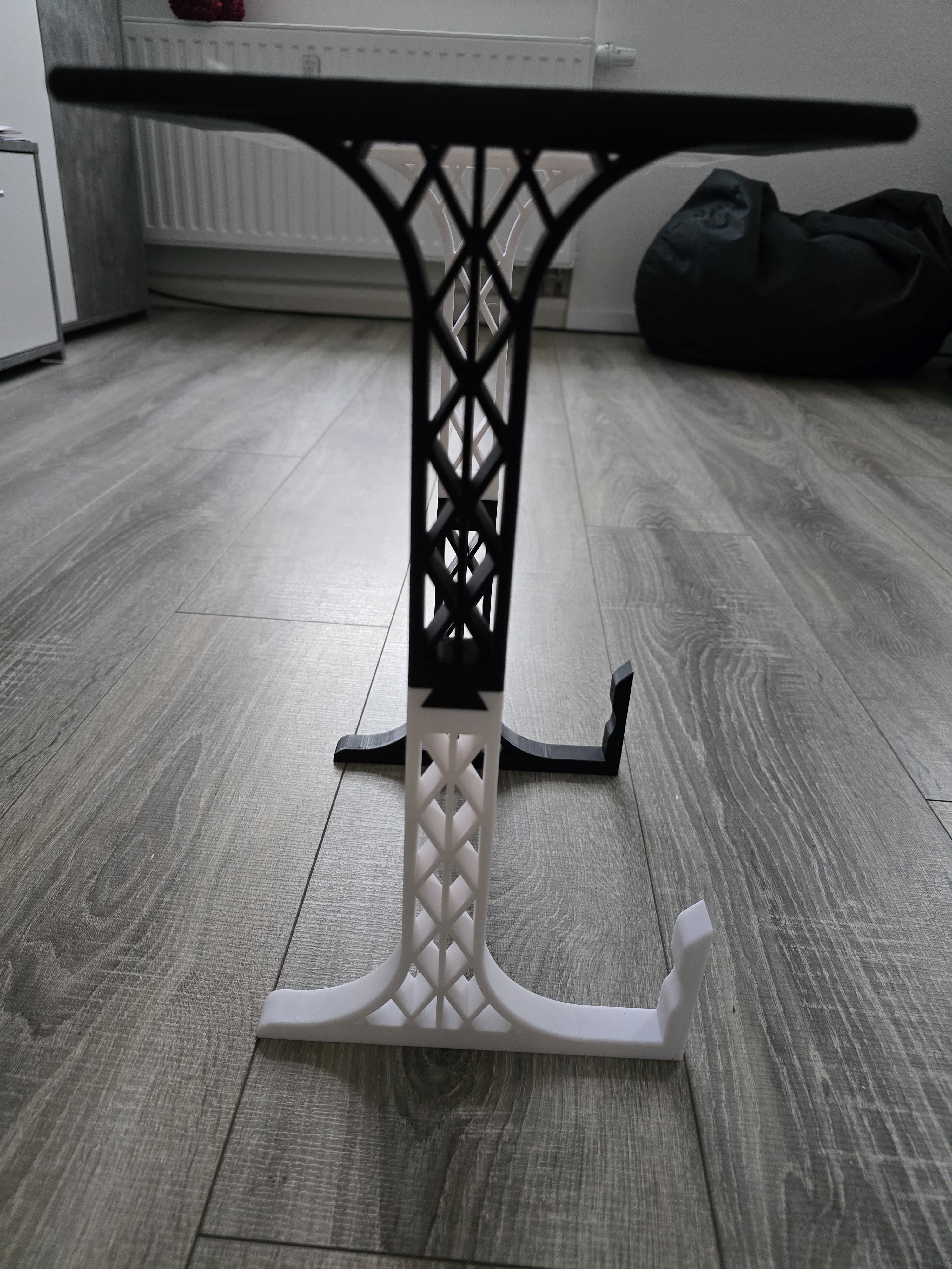 Miniatura 2 do modelo 3D Small Table / Mouseholder for Simrig