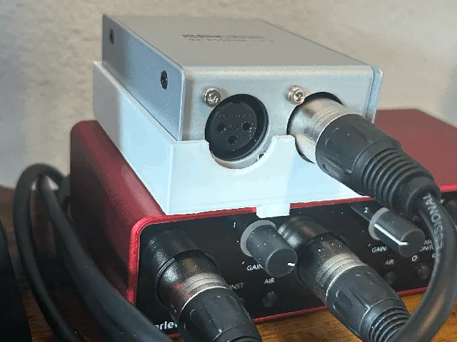 Preamp Mount for Scarlett 2i2