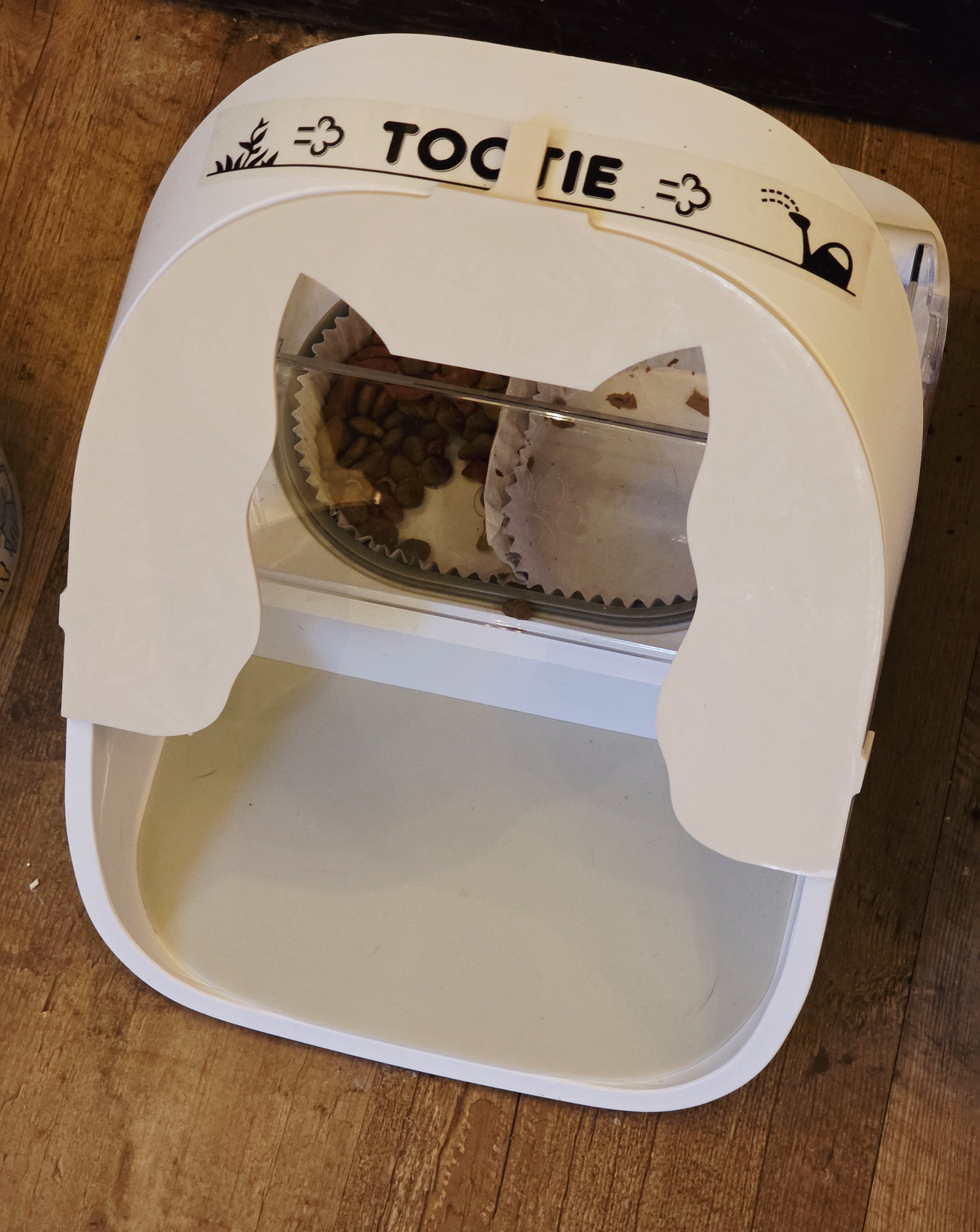 Reinforced Anti-Theft Cat Frame for SureFeed Microchip Pet Feeder