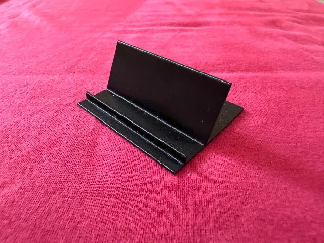Simple phone stand