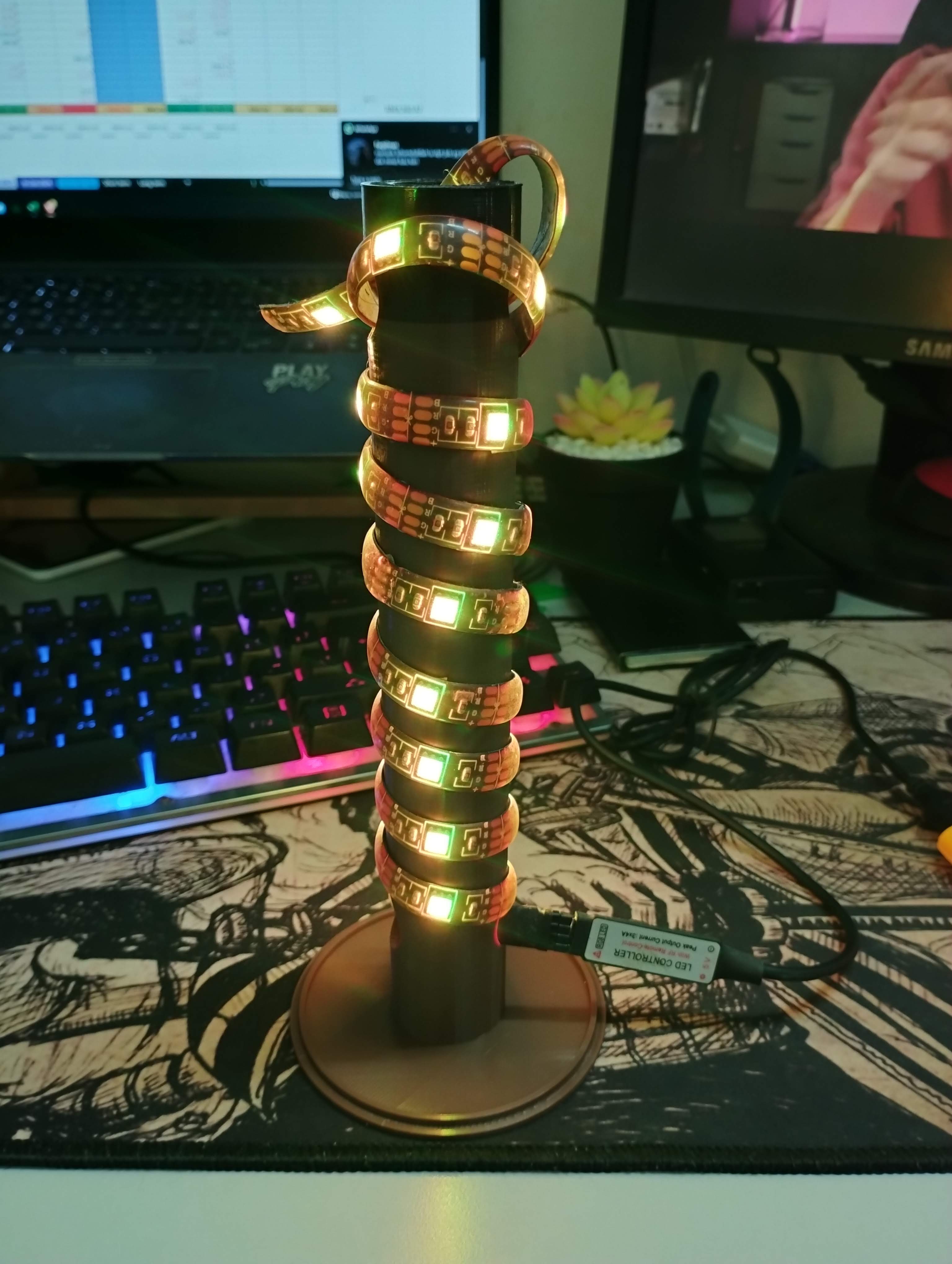 LED Strip Tower Light Bar By Iqfar33z Download Free STL Model led-strip-tower-light-bar-by-iqfar33z-download-free-stl-model