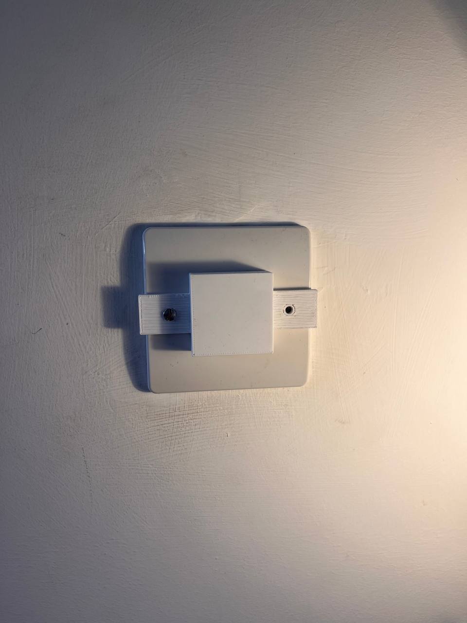 Miniatura 3 do modelo 3D UK Light Switch Cover