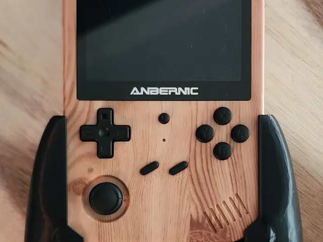 RG351V Extended Back Comfy Grip