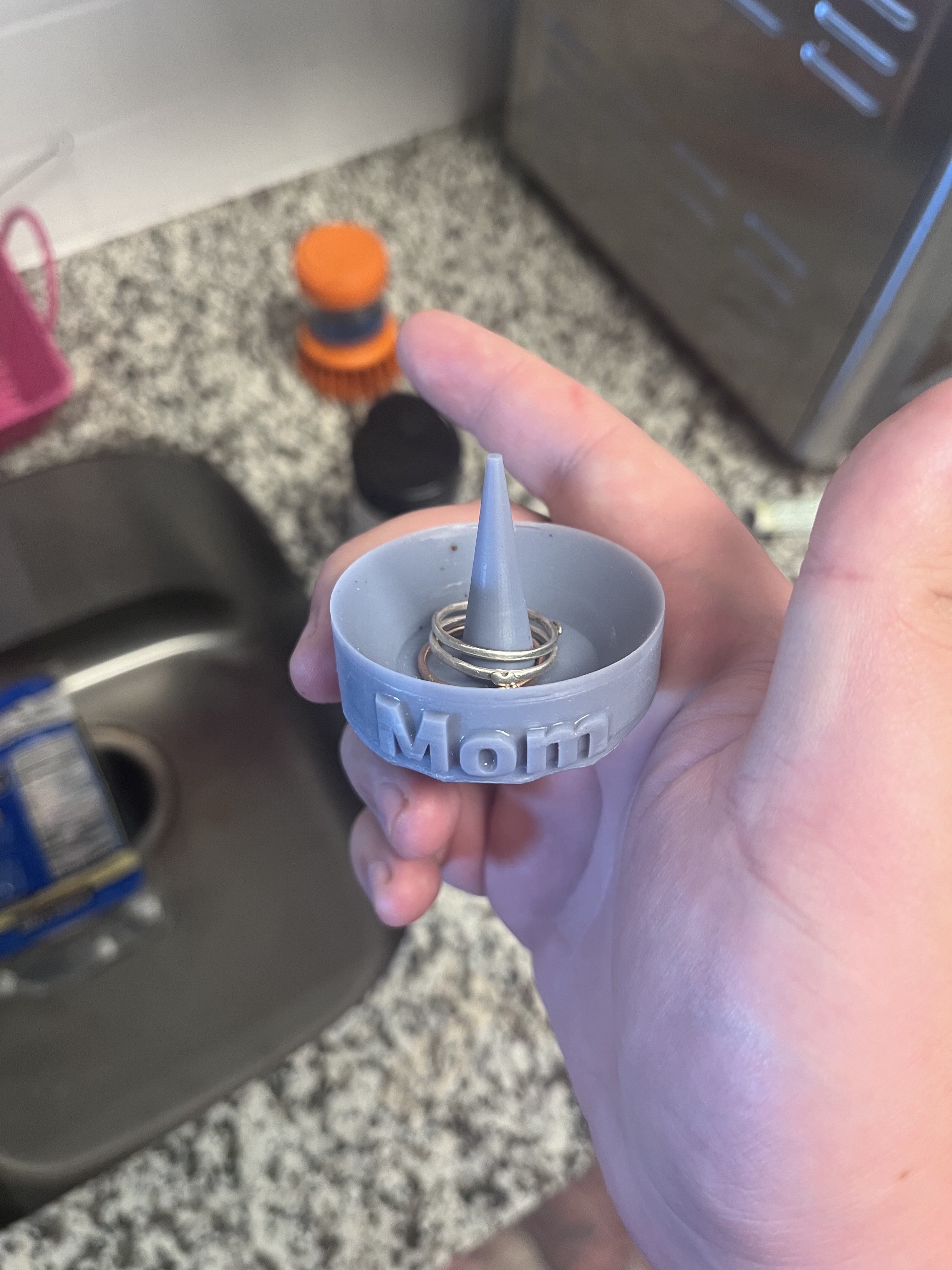 simple ring holder with customizable text
