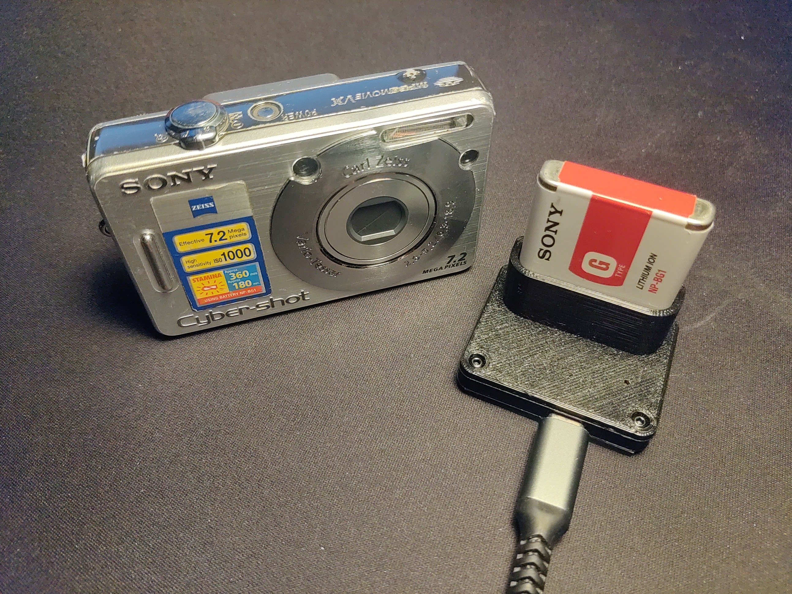 Charger for Sony NP-BG1 camera batteries