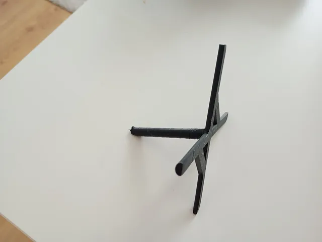 Camera Stand for DSLR with Minimal Design