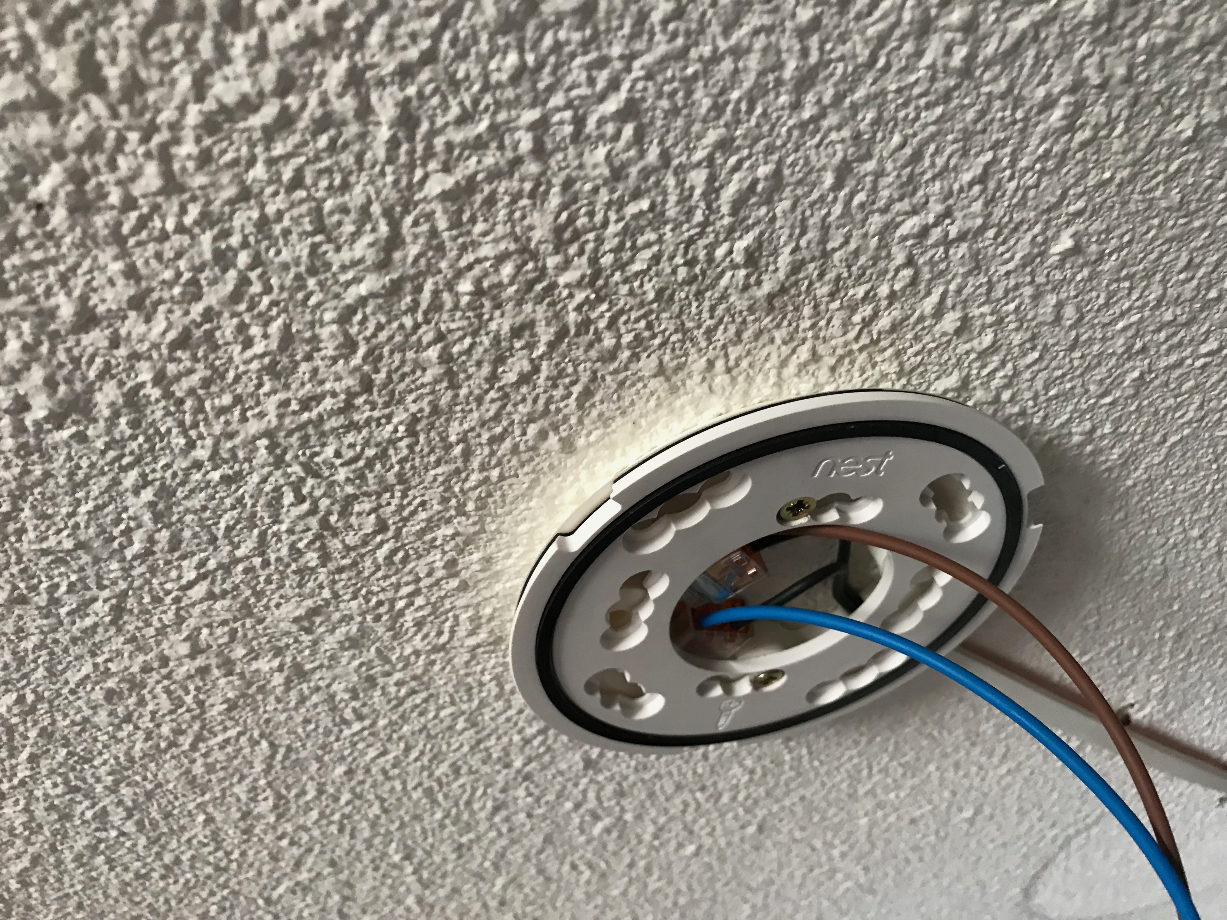 Miniatura 6 do modelo 3D Nest Protect v2 Mount Ring