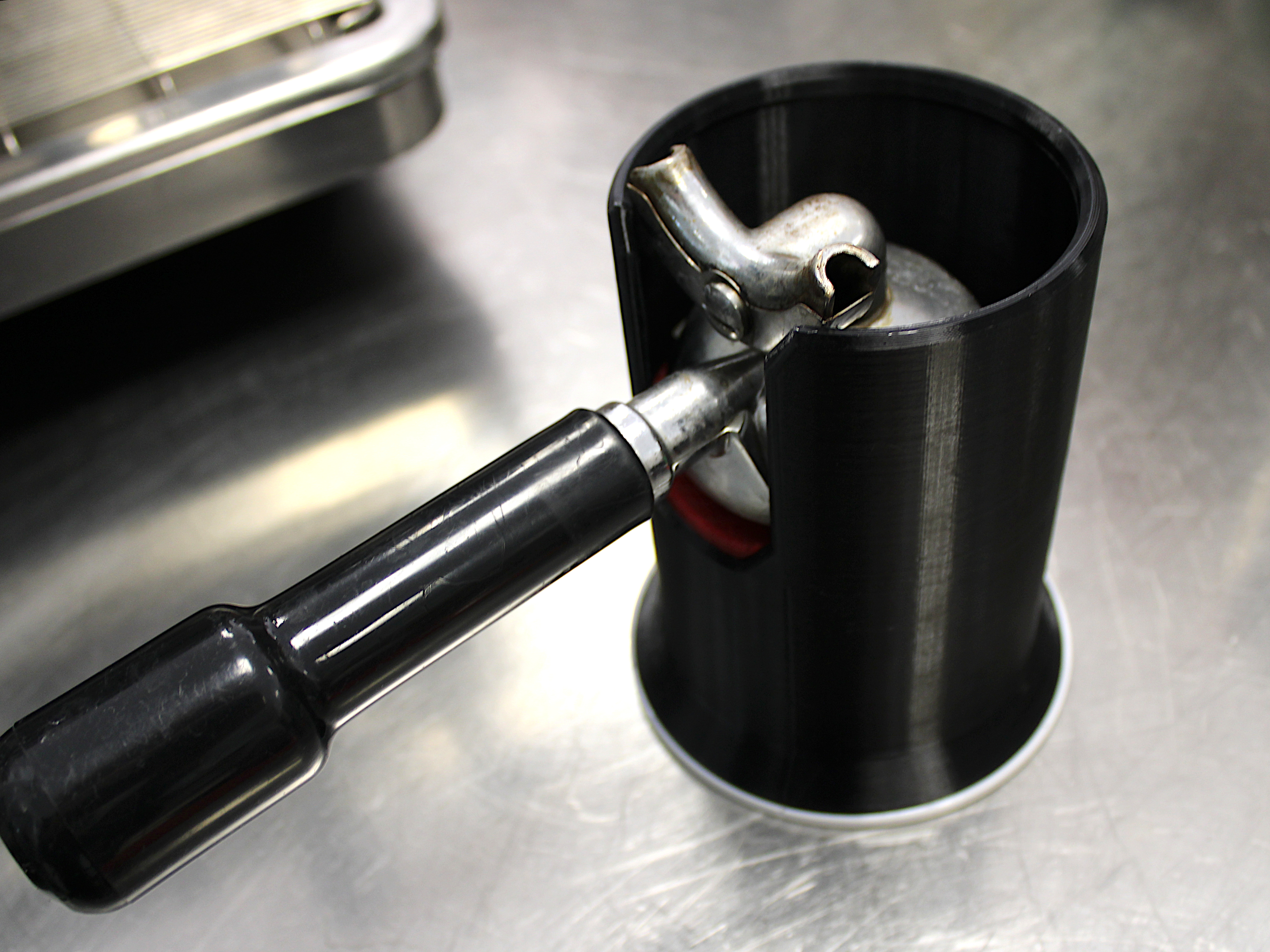 Modern Coffee Knock Box | spill free & tilt proof design