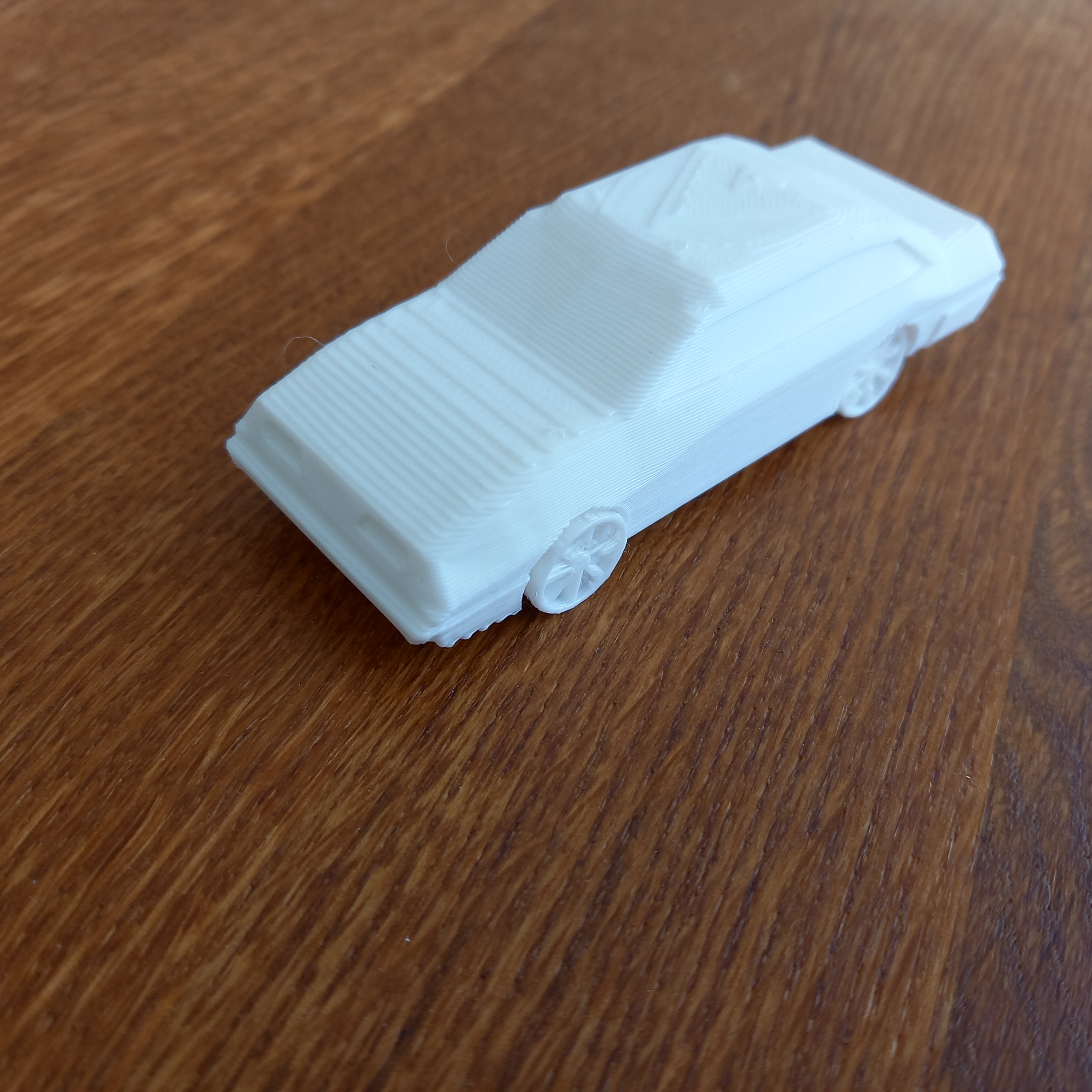 Low poly simple car
