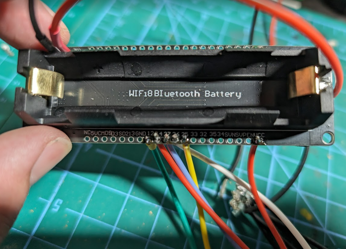 Miniatura 17 do modelo 3D Remote compatible with Lego Duplo Train using ESP32