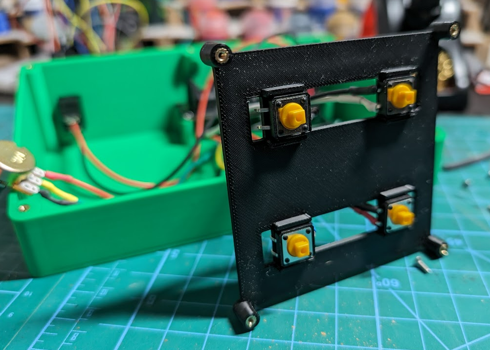 Miniatura 26 do modelo 3D Remote compatible with Lego Duplo Train using ESP32