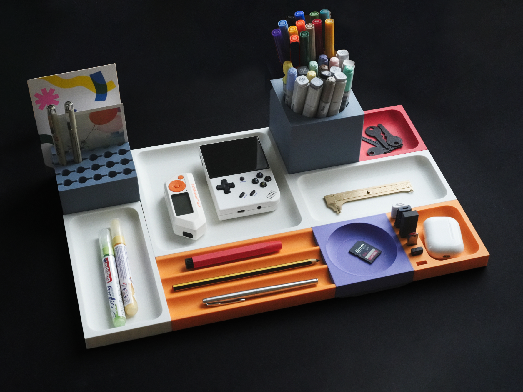 CubeForm - Modular Desk Organization System