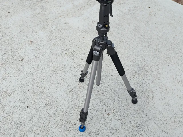 Ball foot for 25mm ball on tripod
