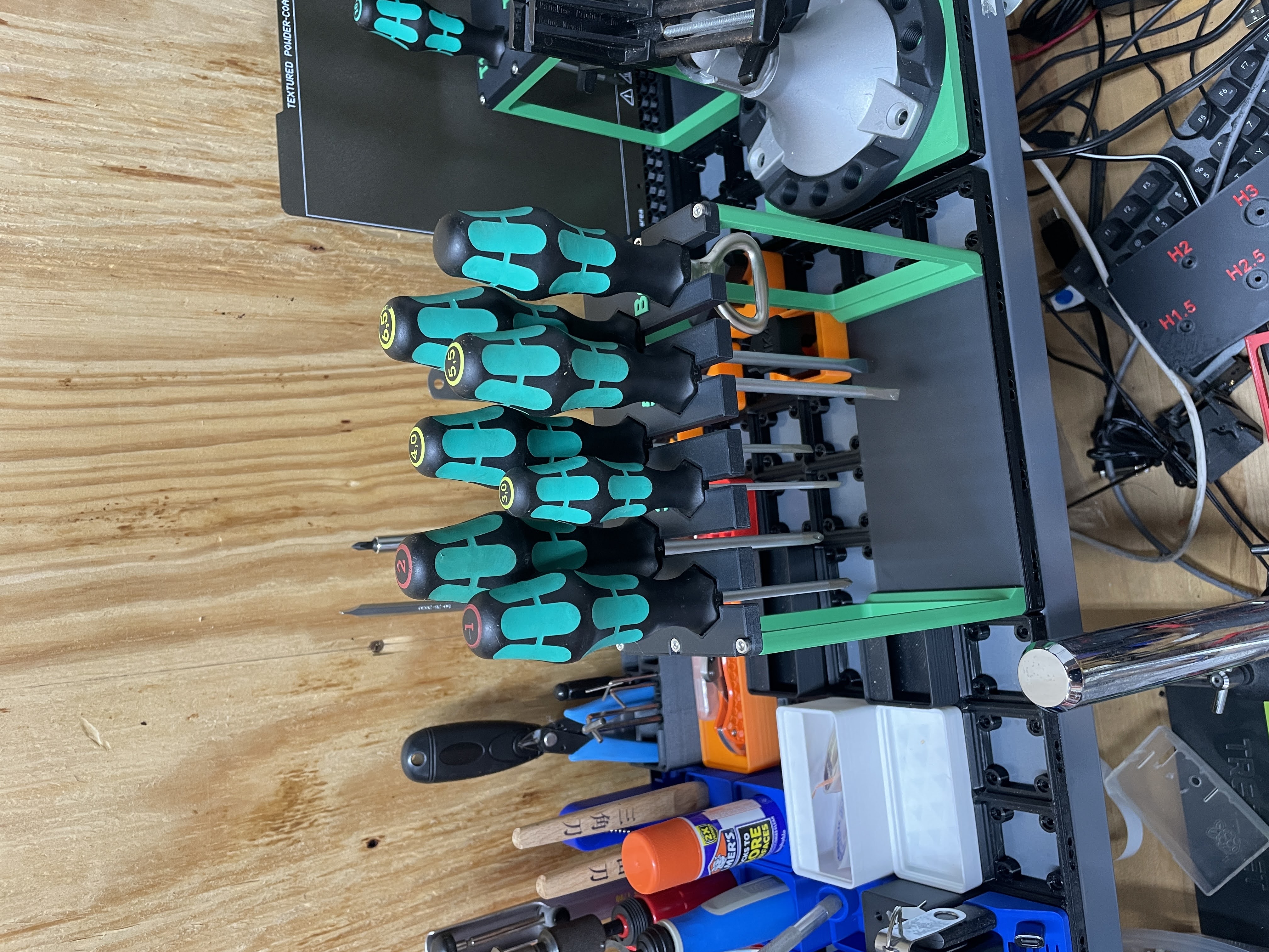 Miniatura 2 do modelo 3D Wera gridfinity screwdriver holder