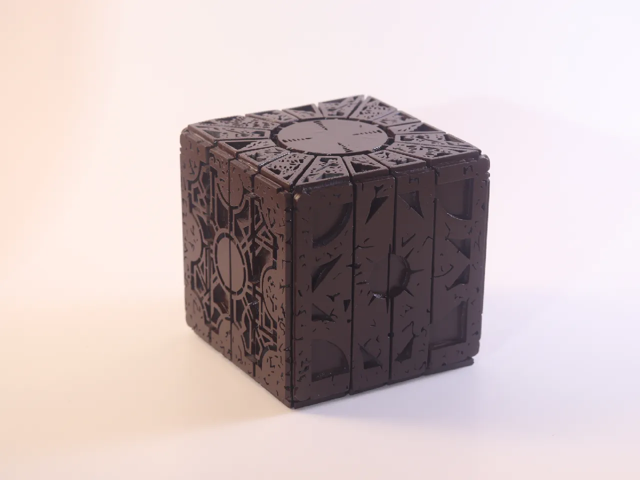 Lemarchand box - Hellraiser puzzle by Cospri Corps | Download free STL ...