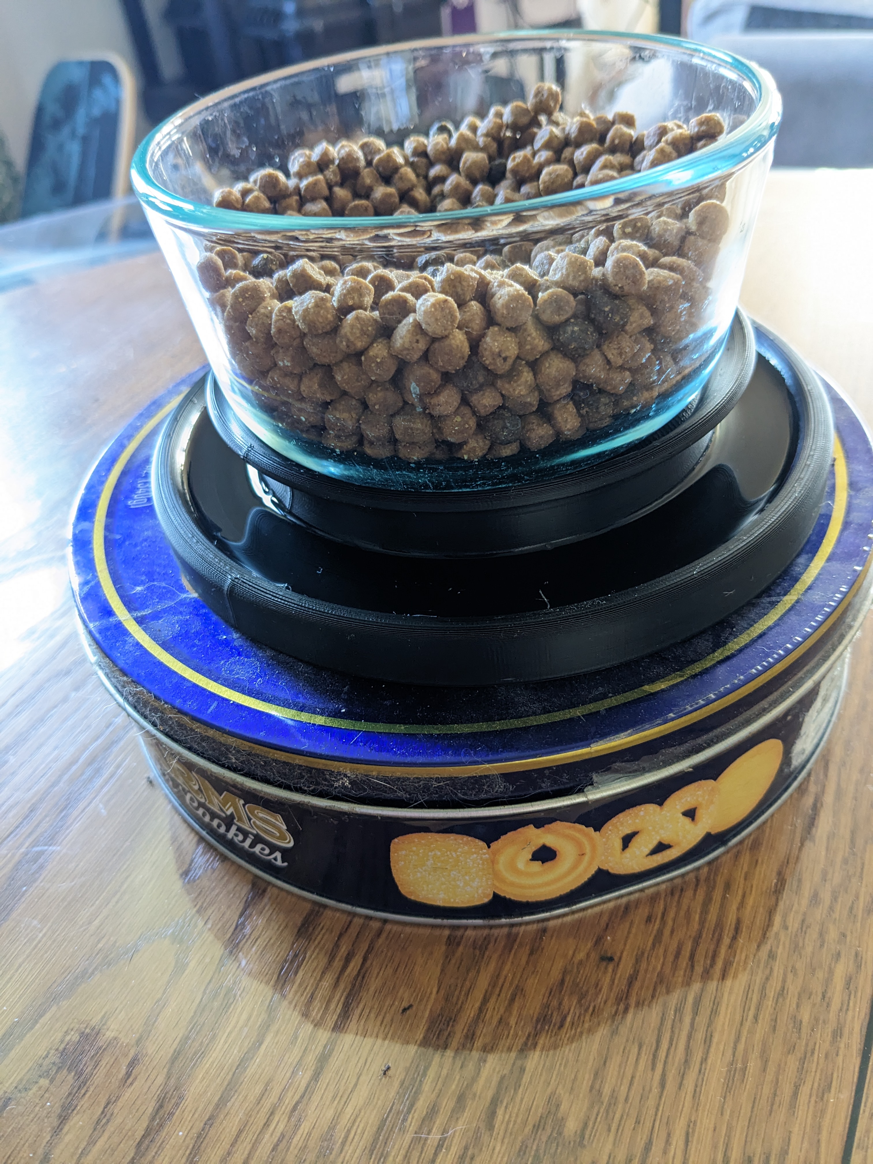 Anti Ant food dish holder (AAFDH)