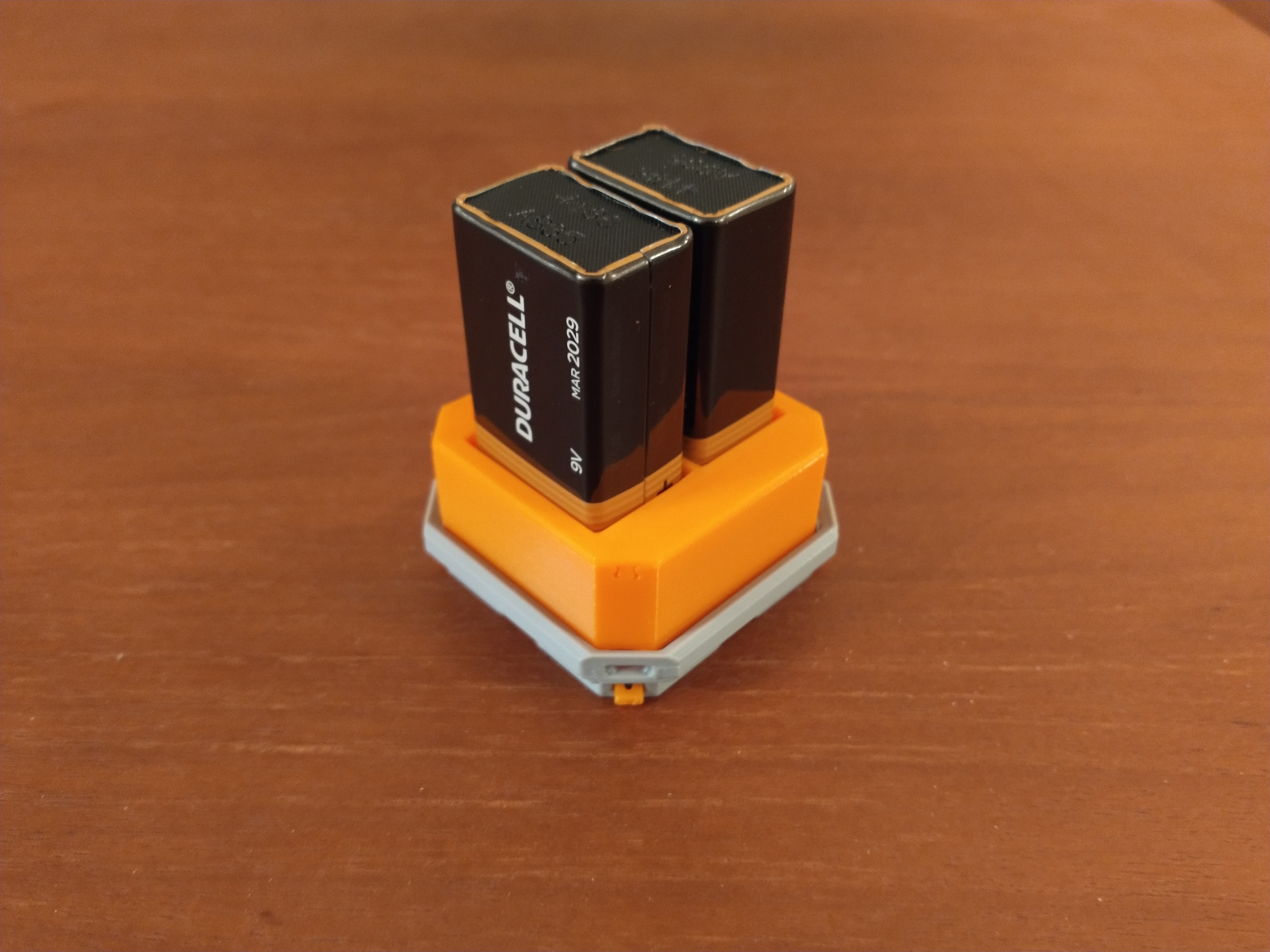 1x1 9v PP3 Battery Holder - Multibin Top