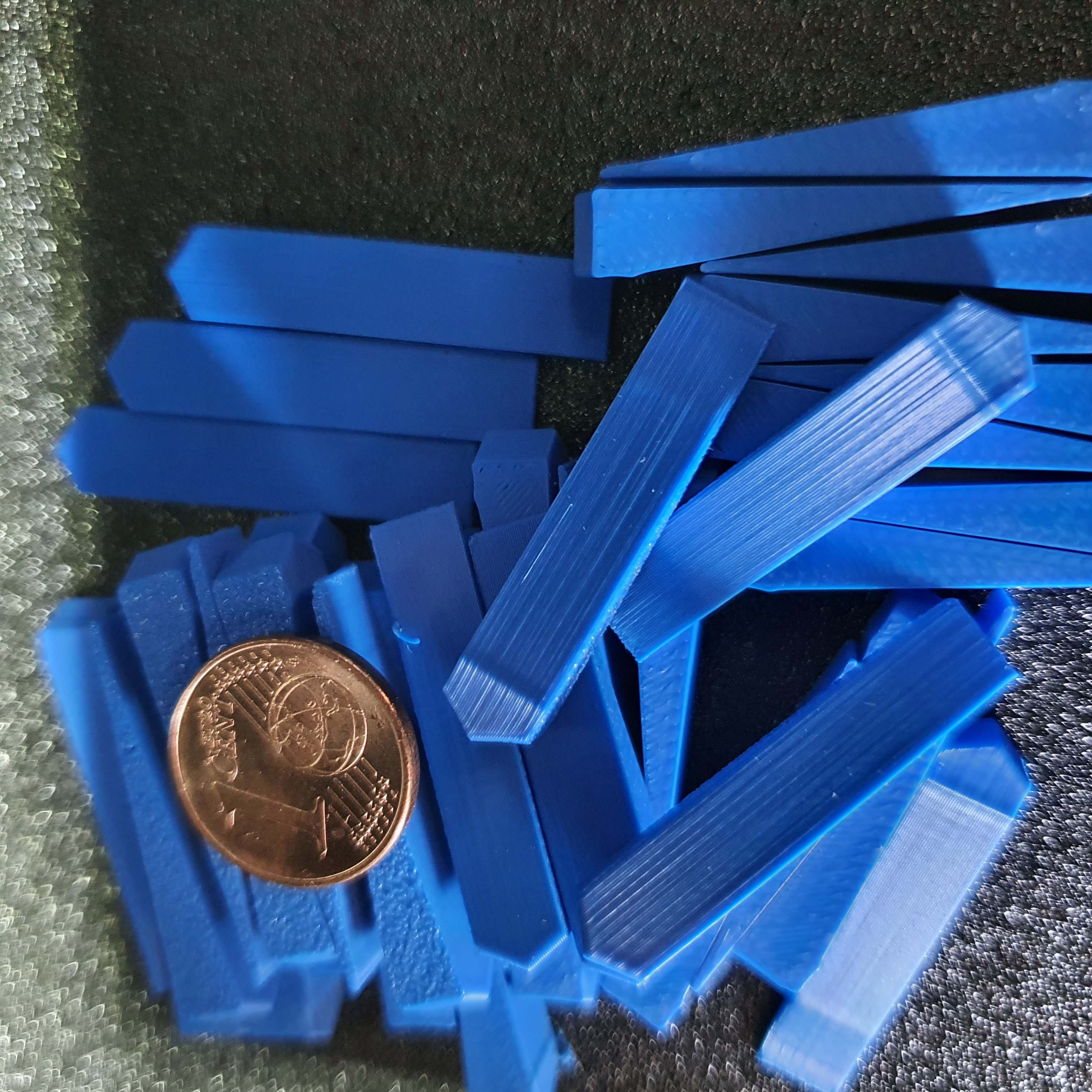 Fliesenkeile / tile leveling wedges
