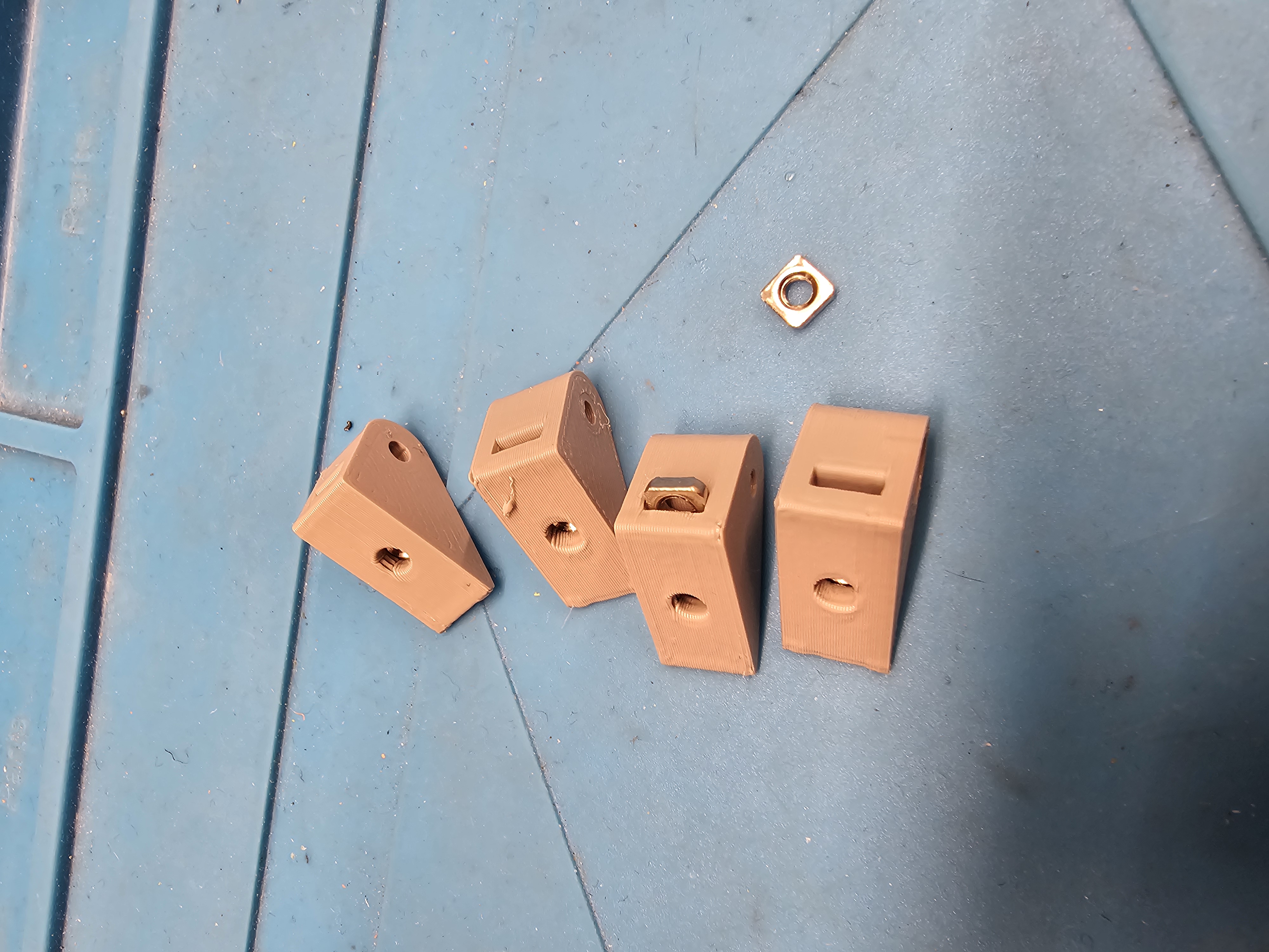 Miniatura 11 do modelo 3D Squirrel Feeder