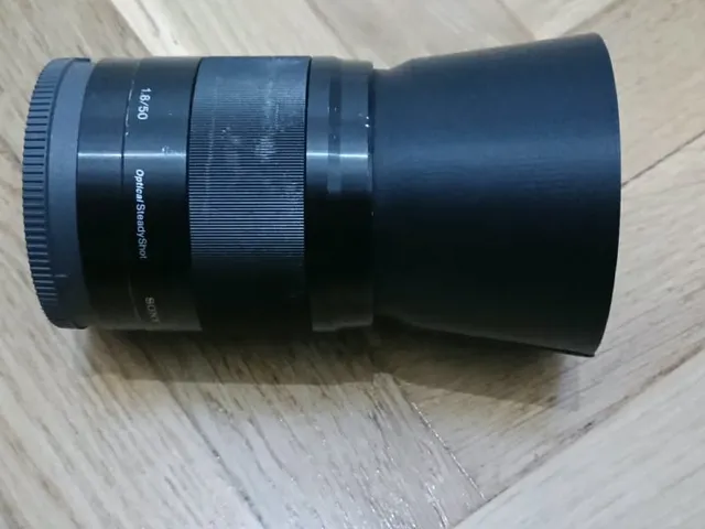 Sony 50mm F1.8 OSS lens hood