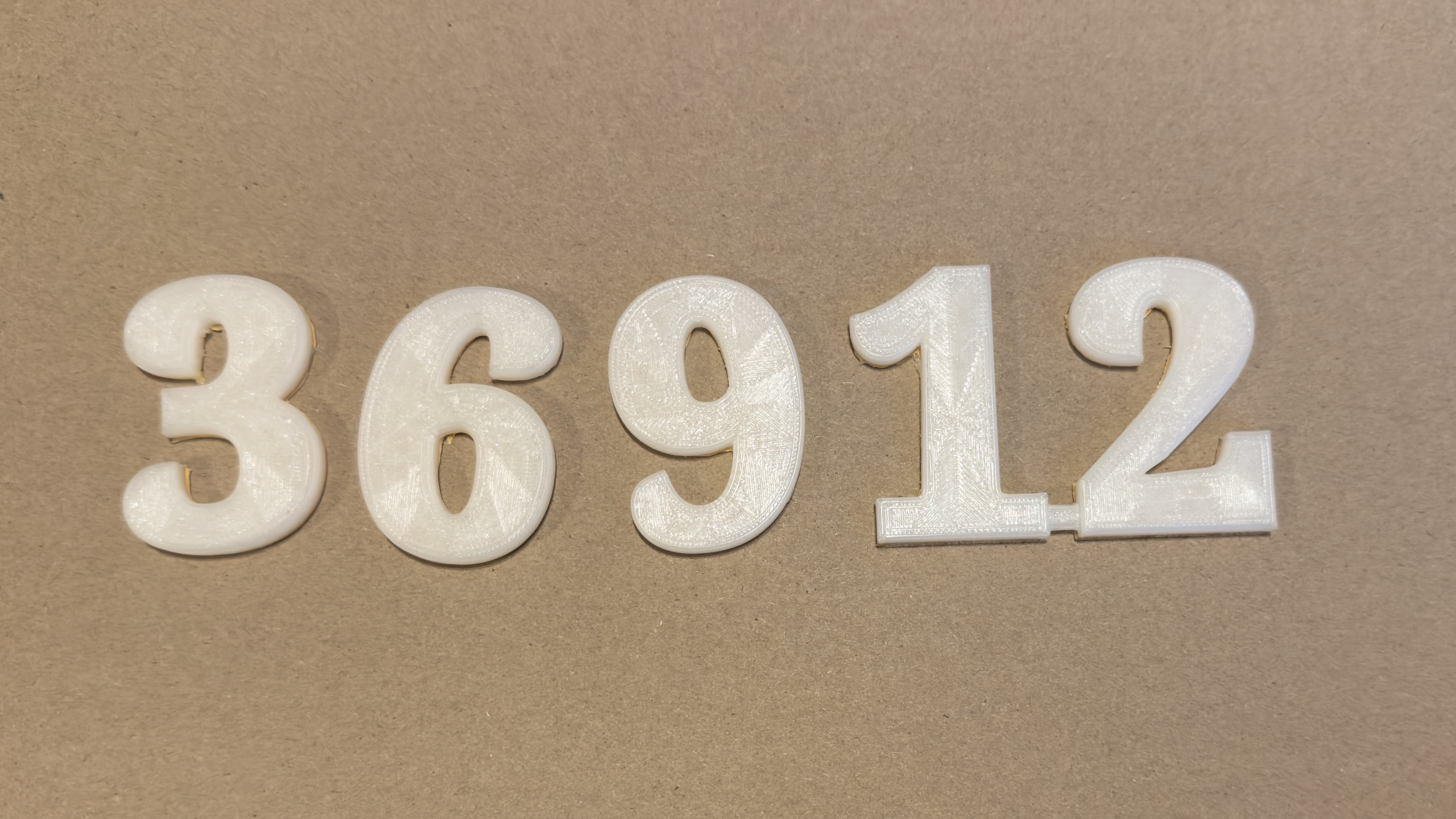 Miniatura 3 do modelo 3D Clock Numbers 50mm height