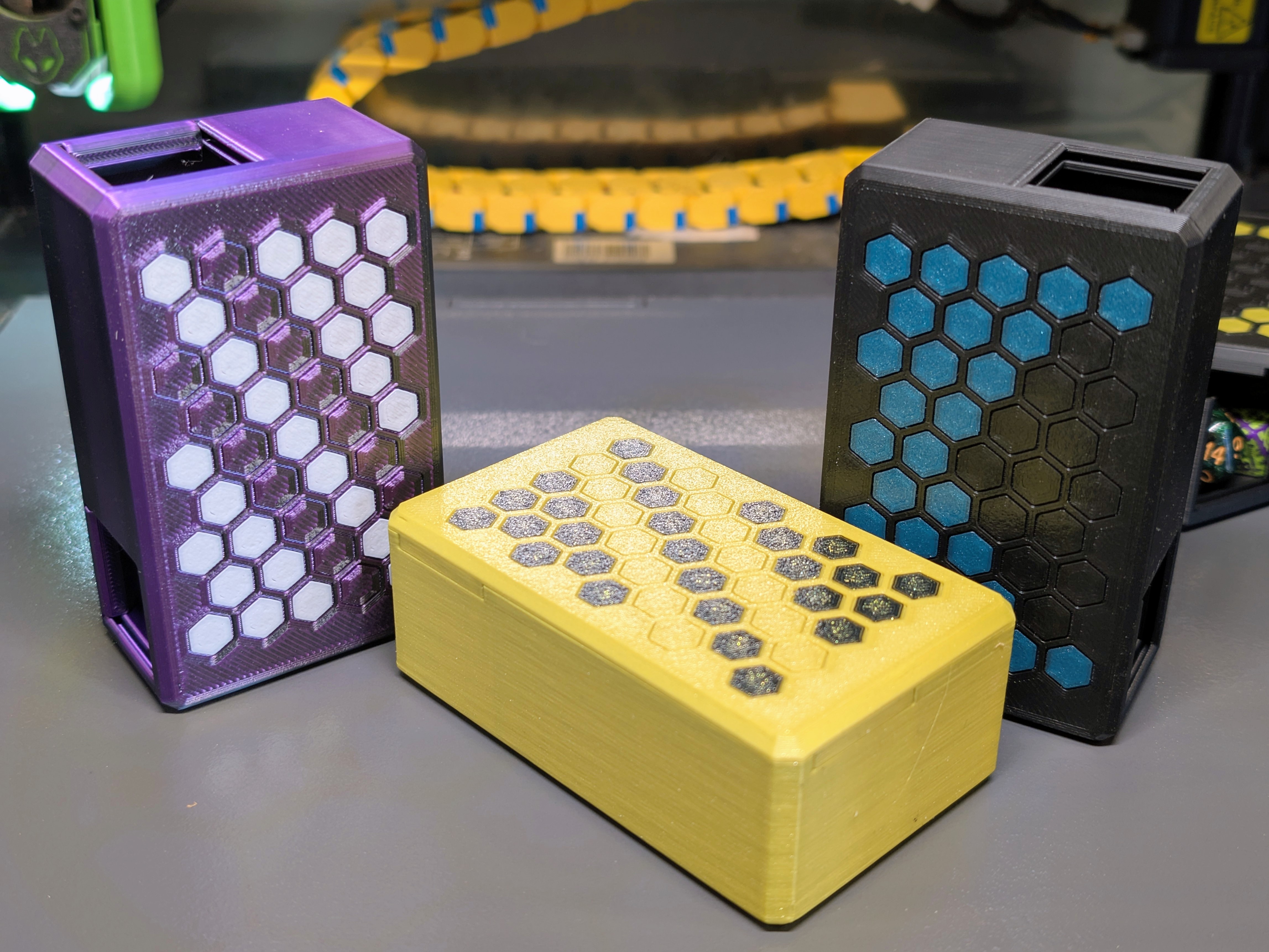 Miniatura 3 do modelo 3D Simple dice box/tower