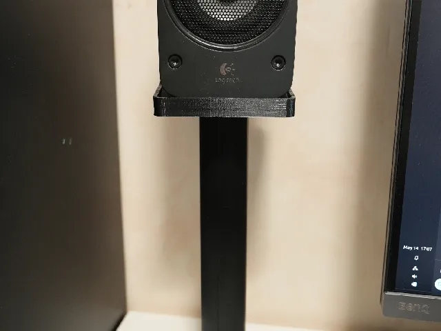 Speaker stand for Logitech Z906