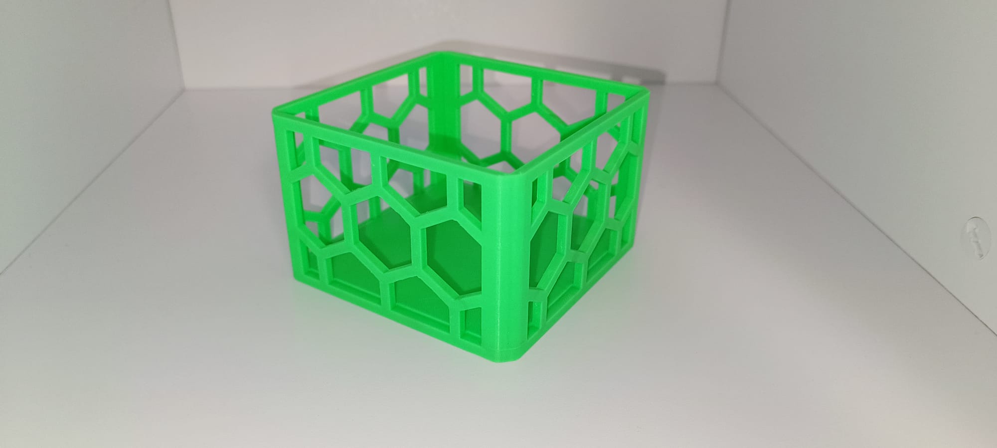 Box 10cm x 10cm x 6.5cm