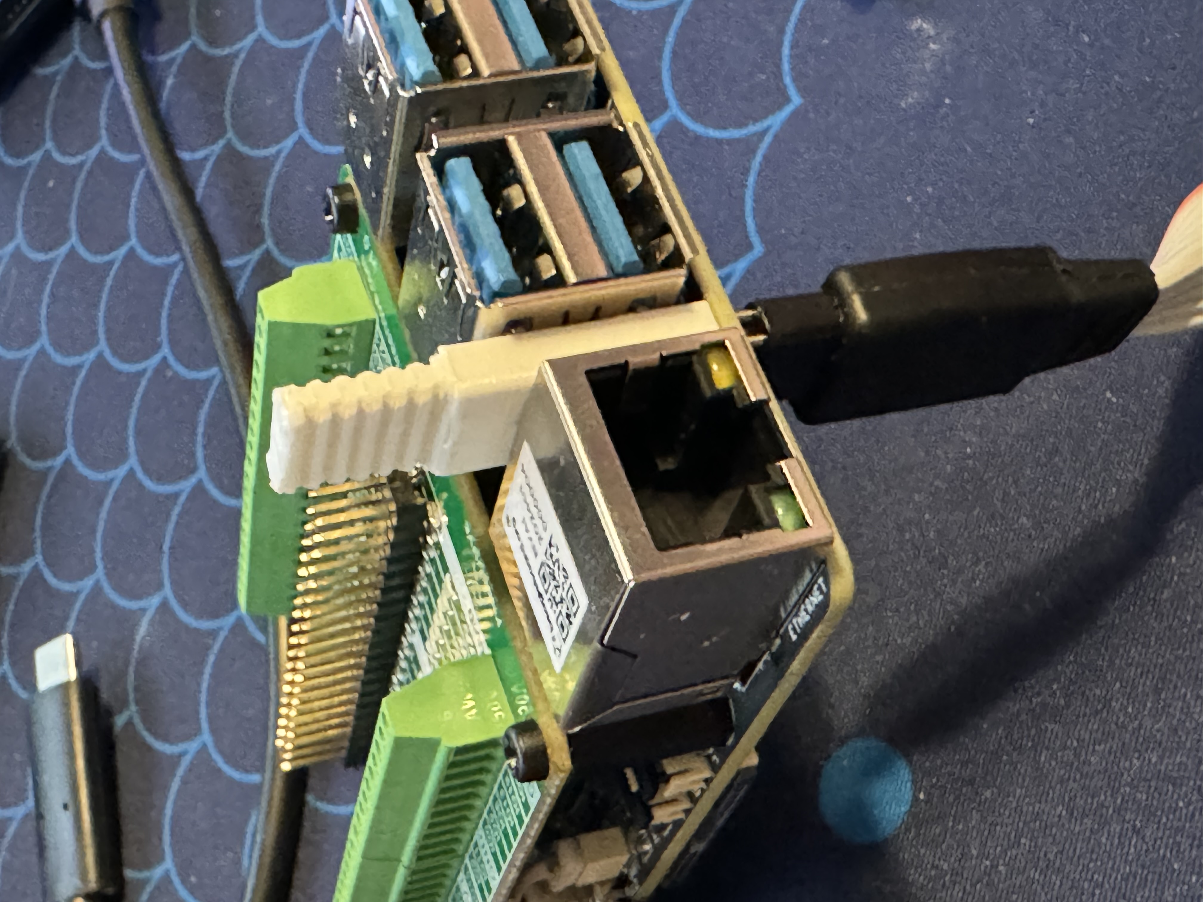 BeagleY-AI TagConnect Clip (10Pin)