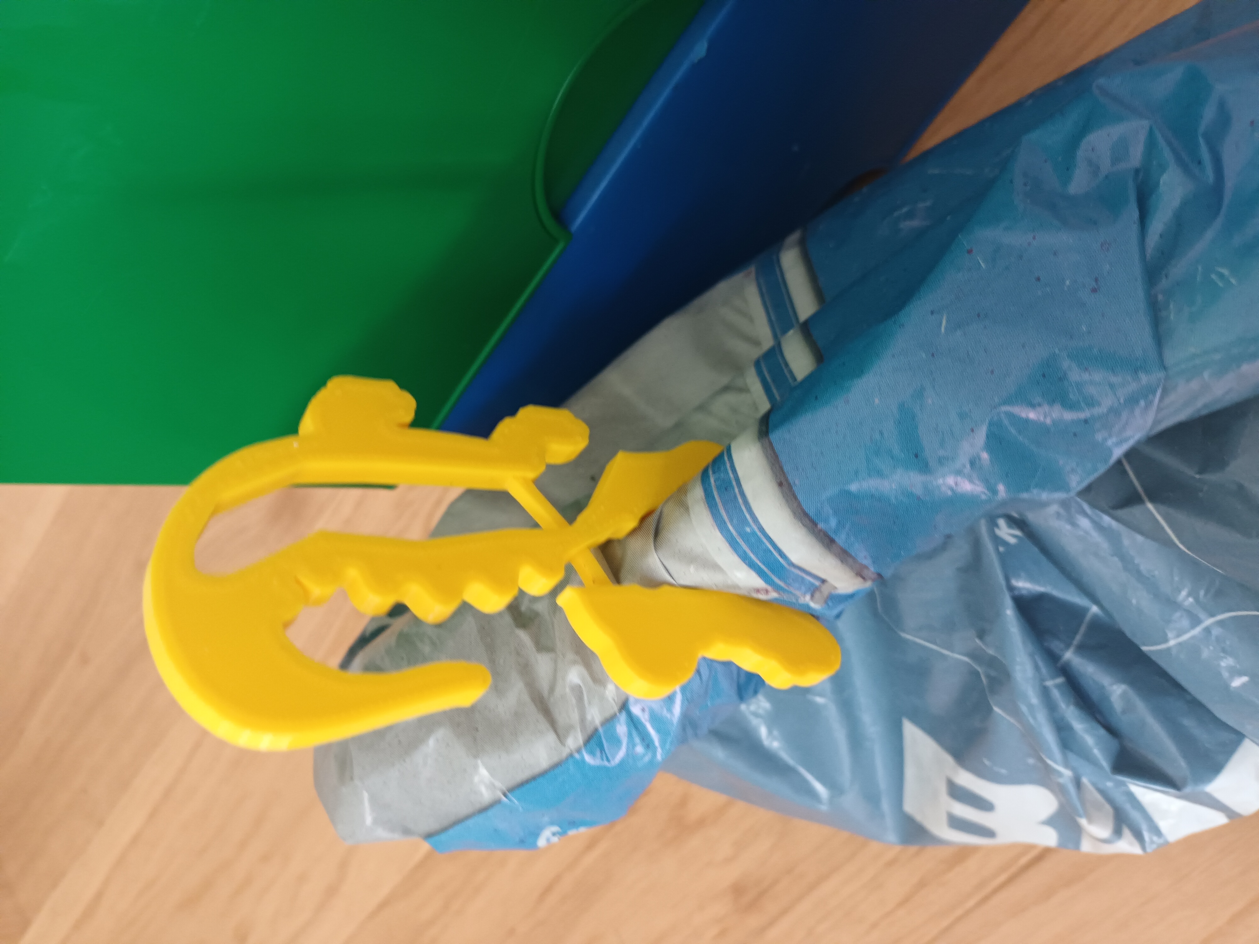 crocodile bag clip