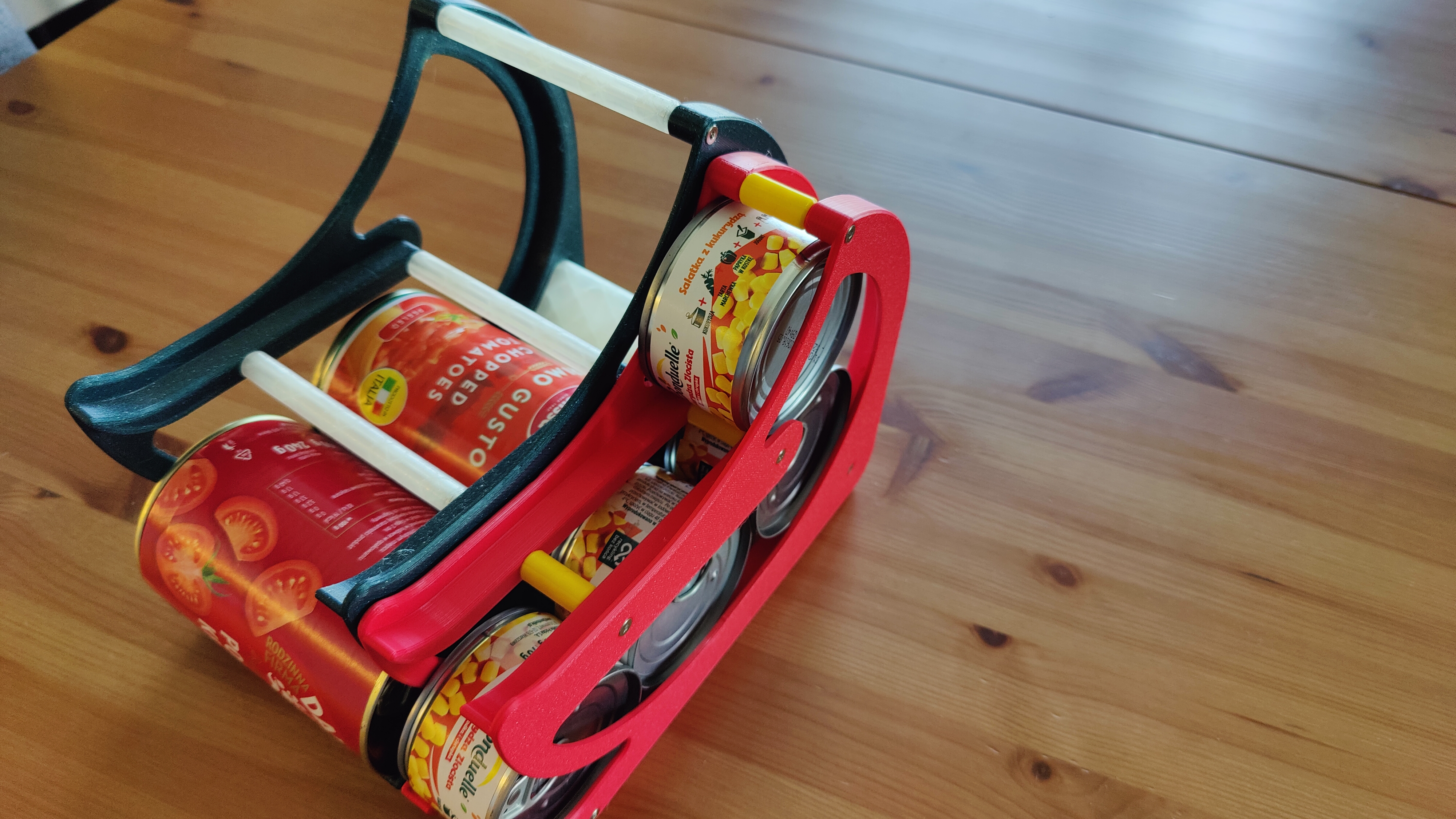 Can dispenser for small 67mm diameter by 40mm high cans
