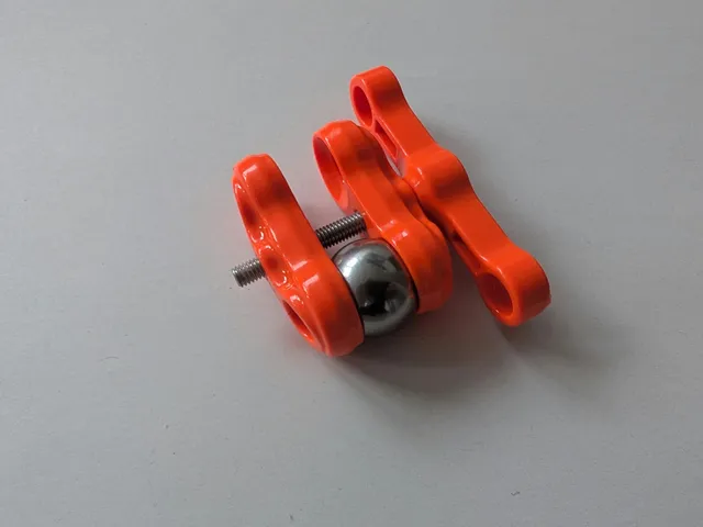 Ball joint connector / Ball clamp