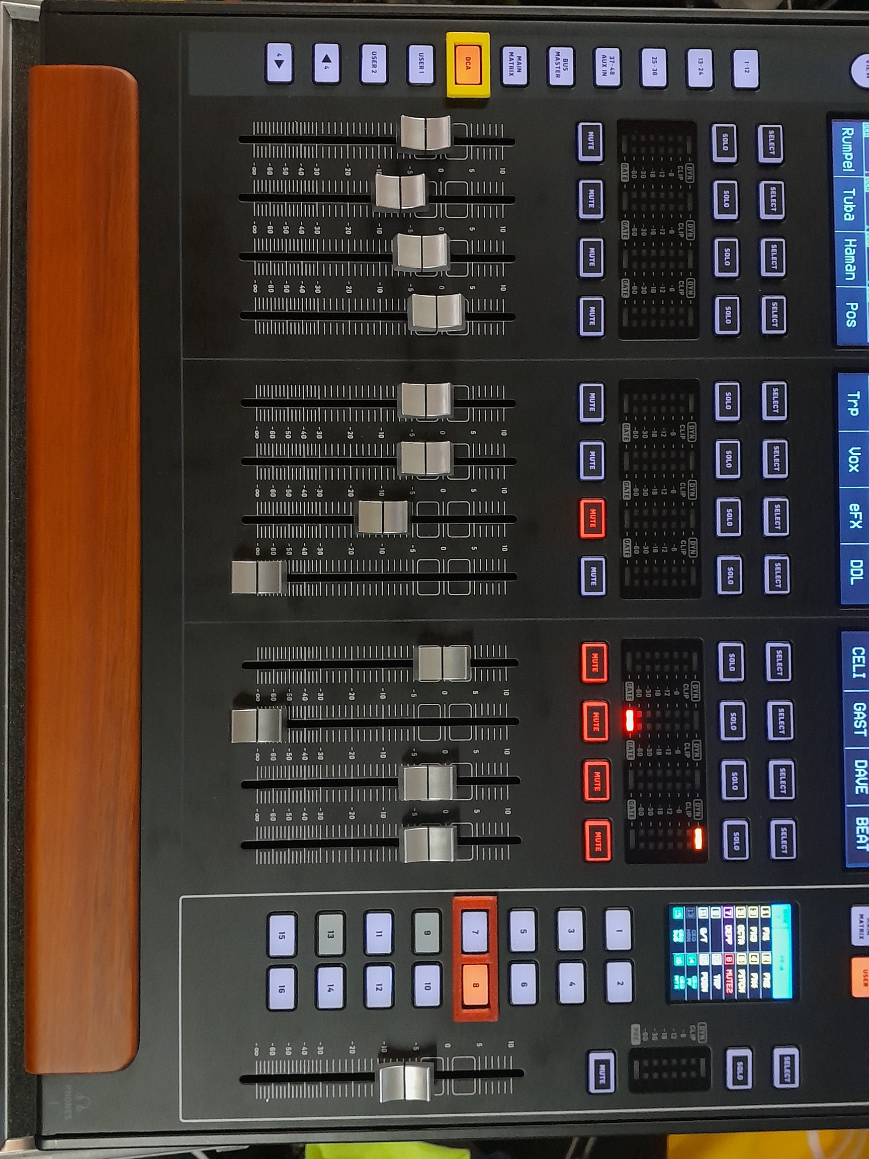 Audio Mixer Behringer Wing Compact Buttonfinder