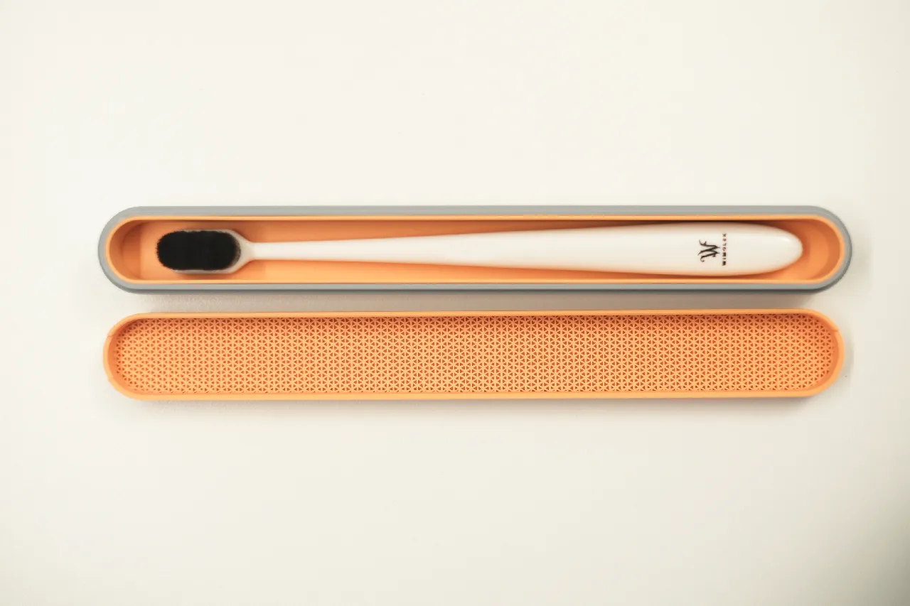 Insert for Travel Toothbrush Holder by FACTORYCT | Download free STL ...