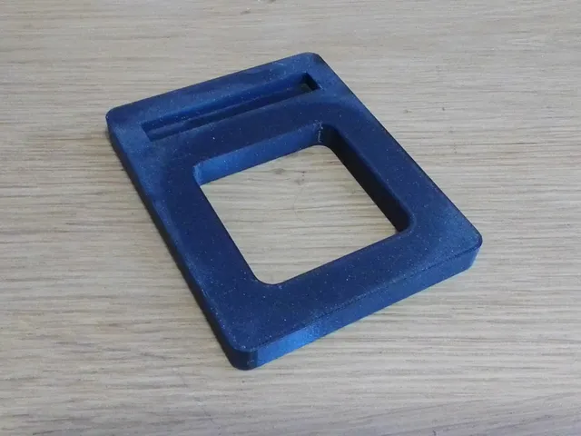 Stand for keyboard cleaner