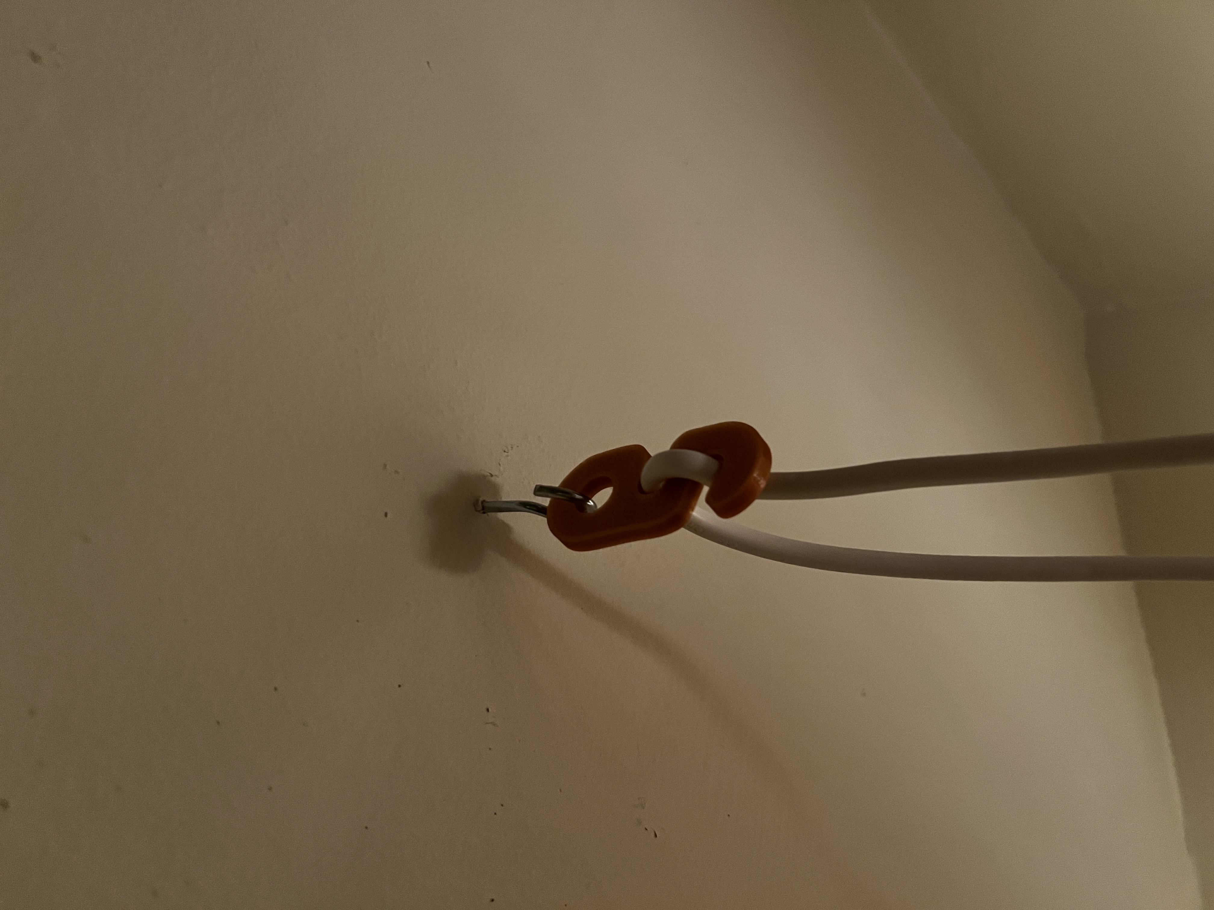 Miniatura 2 do modelo 3D Ceiling Lamp Cord Wire Hook