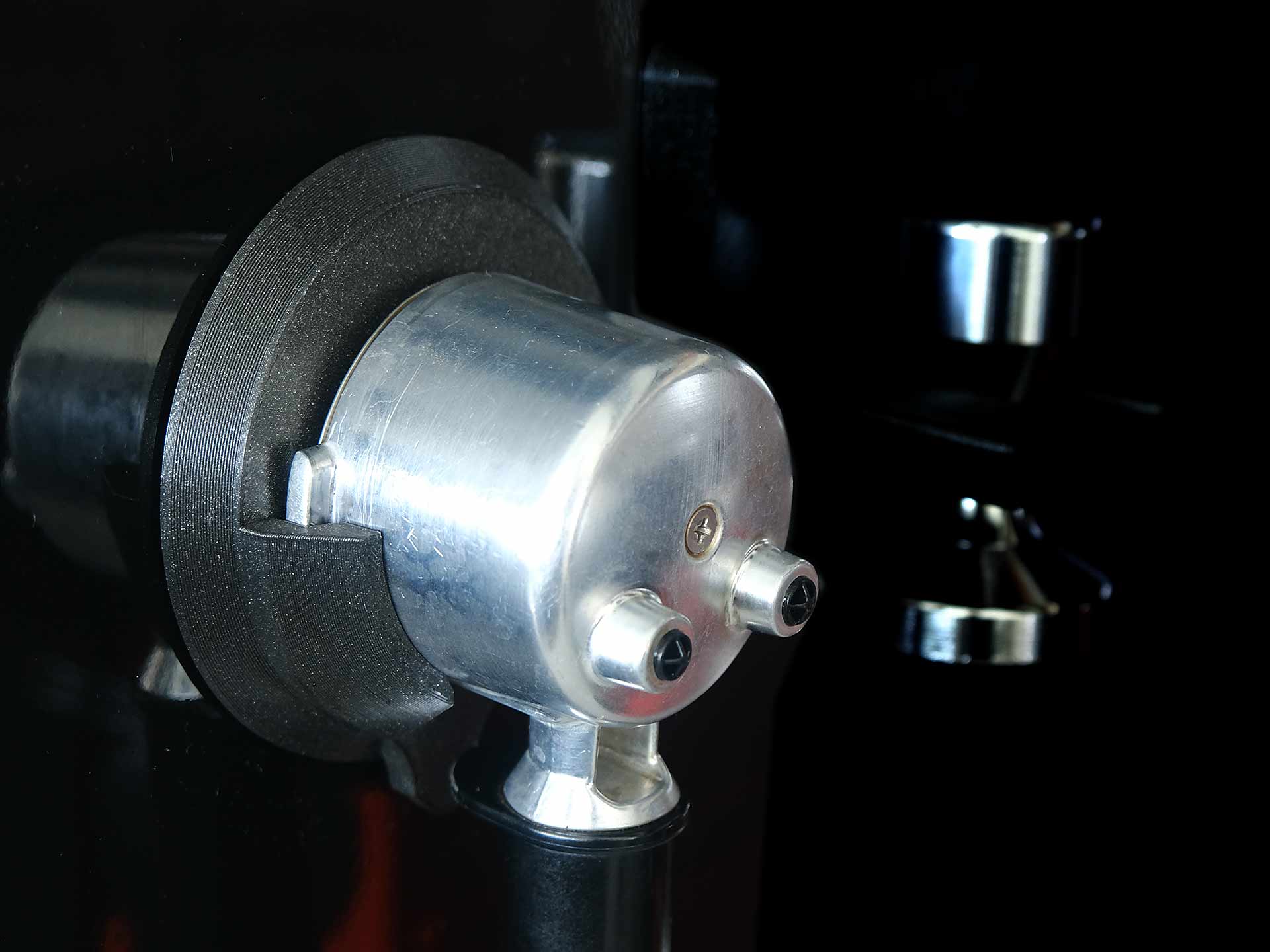 Portafilter hanger for 51mm DeLonghi ECP3420