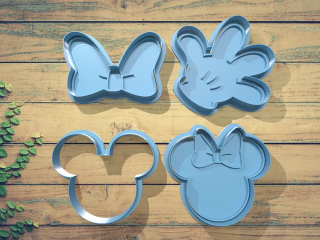 Disney Cookie Cutter Set - Mickey and Minnie