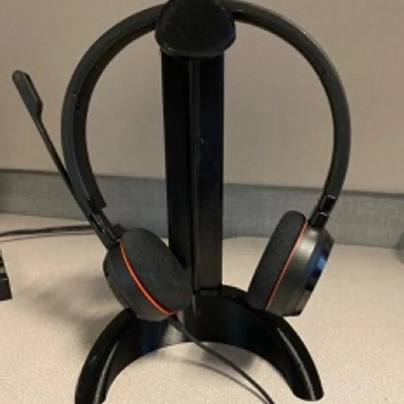 3D Printable Headphone Stand with Light by Lazy Bear