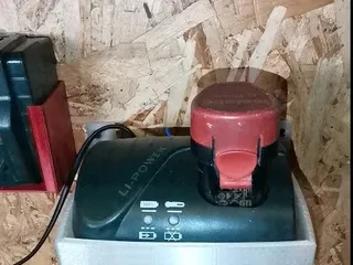 Metabo HPT Battery Rapid Charger | LeJeune Bolt - View #2