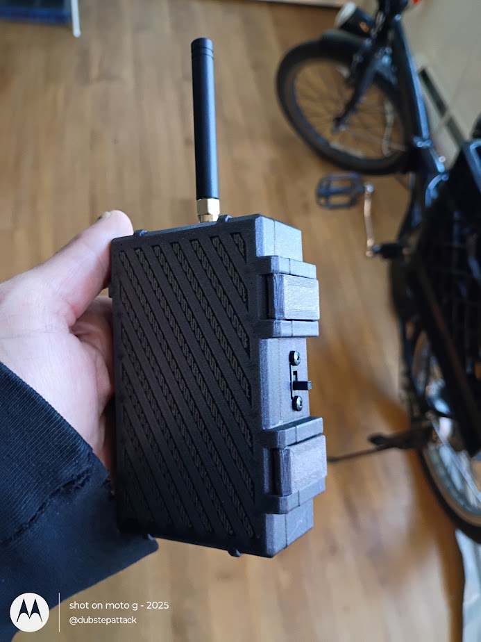 DIY-BISCUIT-ESP32-C5-DEVKIT-V1.2-WARBOX-BY-DUBSTEPATTACK