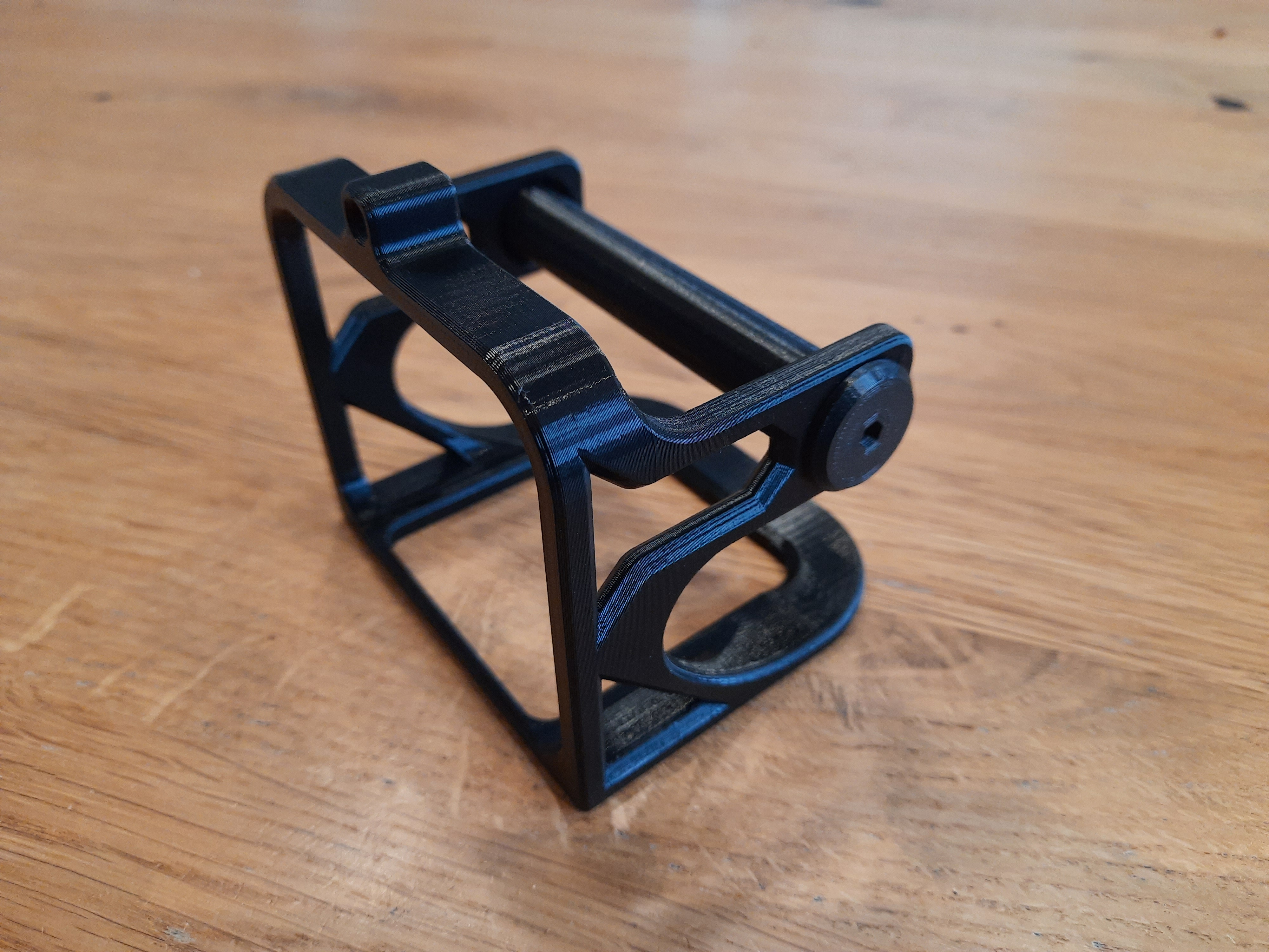 Improved Solder Holder for 1kg Spool 3D model thumbnail