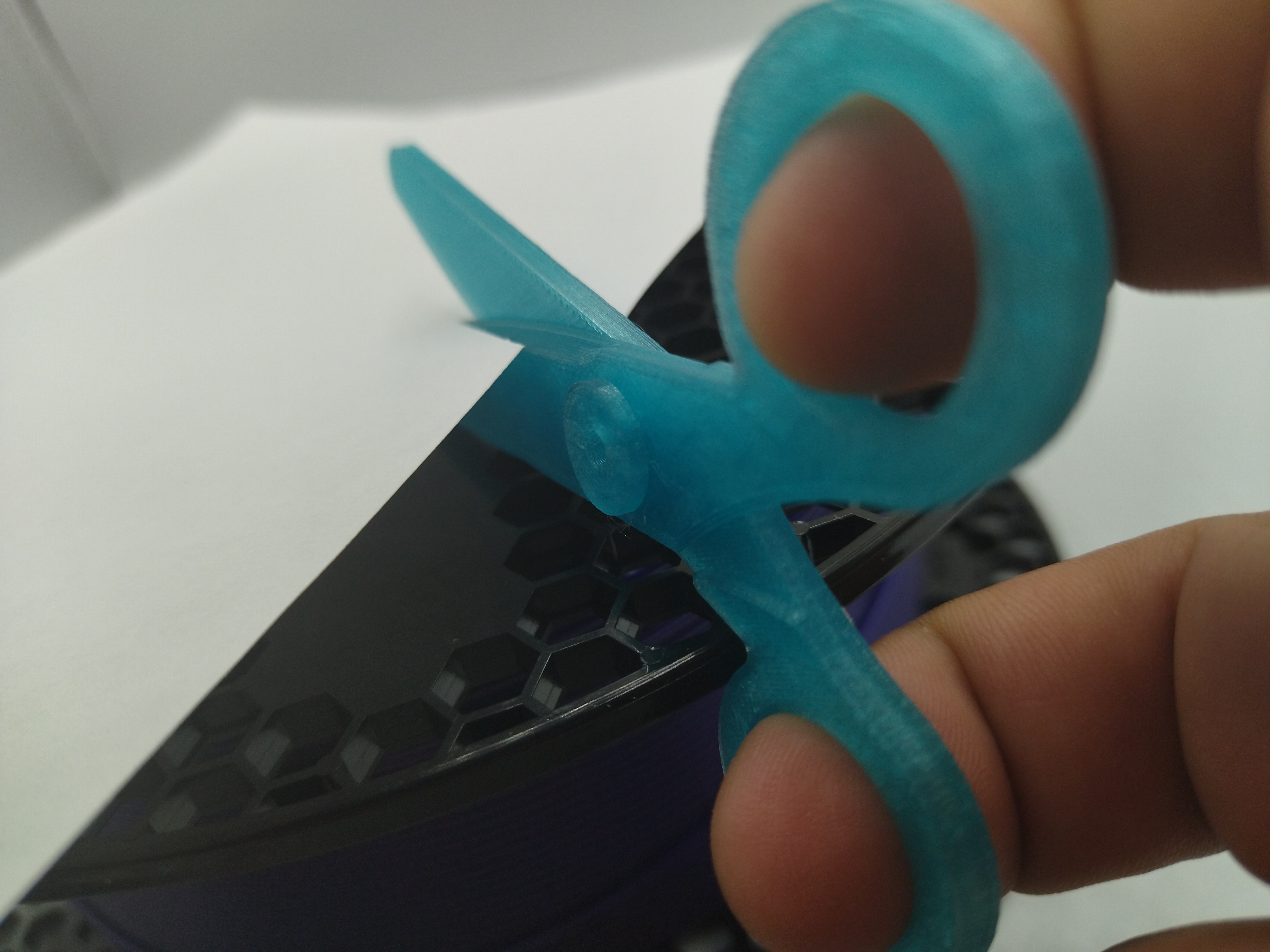 Miniatura 2 do modelo 3D Paper scissors
