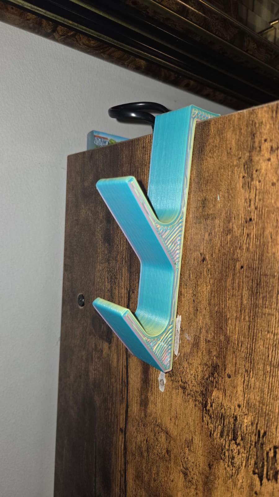 Universal Clip Hook – 3D Printed Hanging Hook for Shelves & Desks (15 mm Slot)