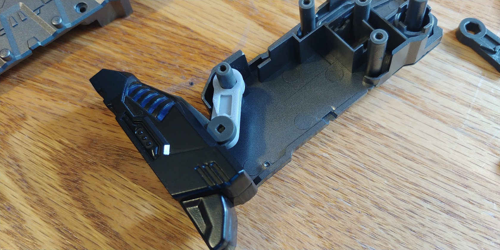 Gigapower Swoop (Transformers) Ankle Section