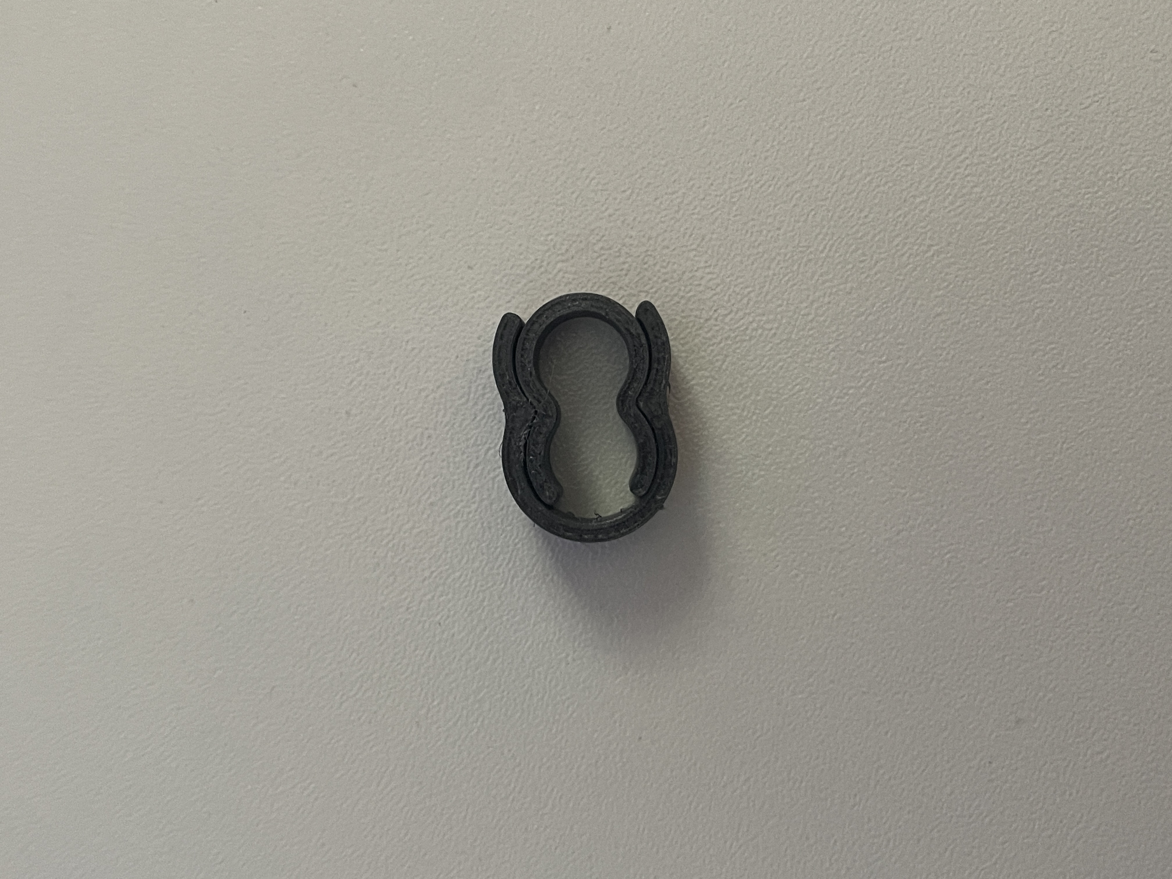 Cable clip with lock
